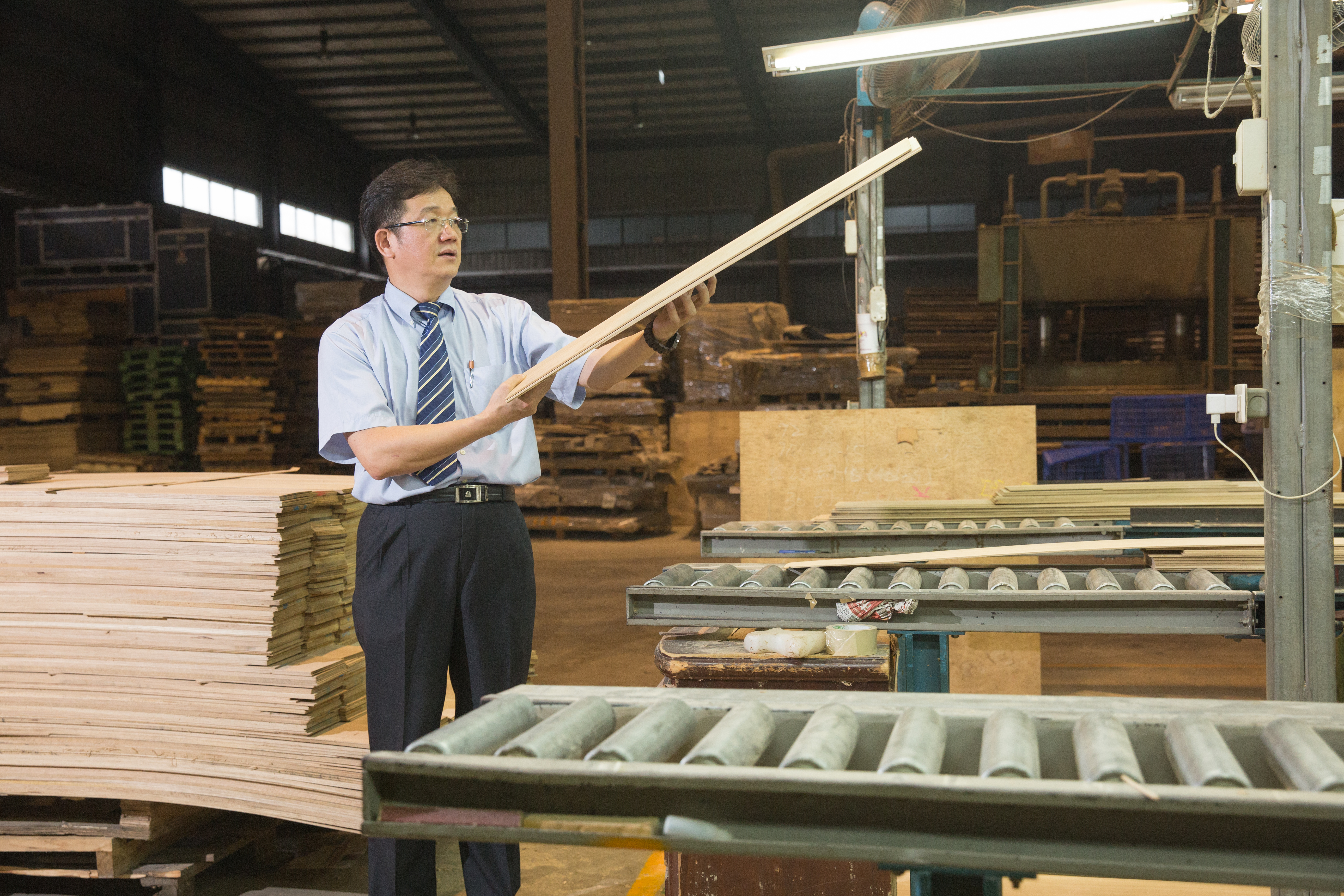 在研發同仁眼中，蘇振毅「看得遠，不短視」，沒訂單的時候就蹲下來練功夫。