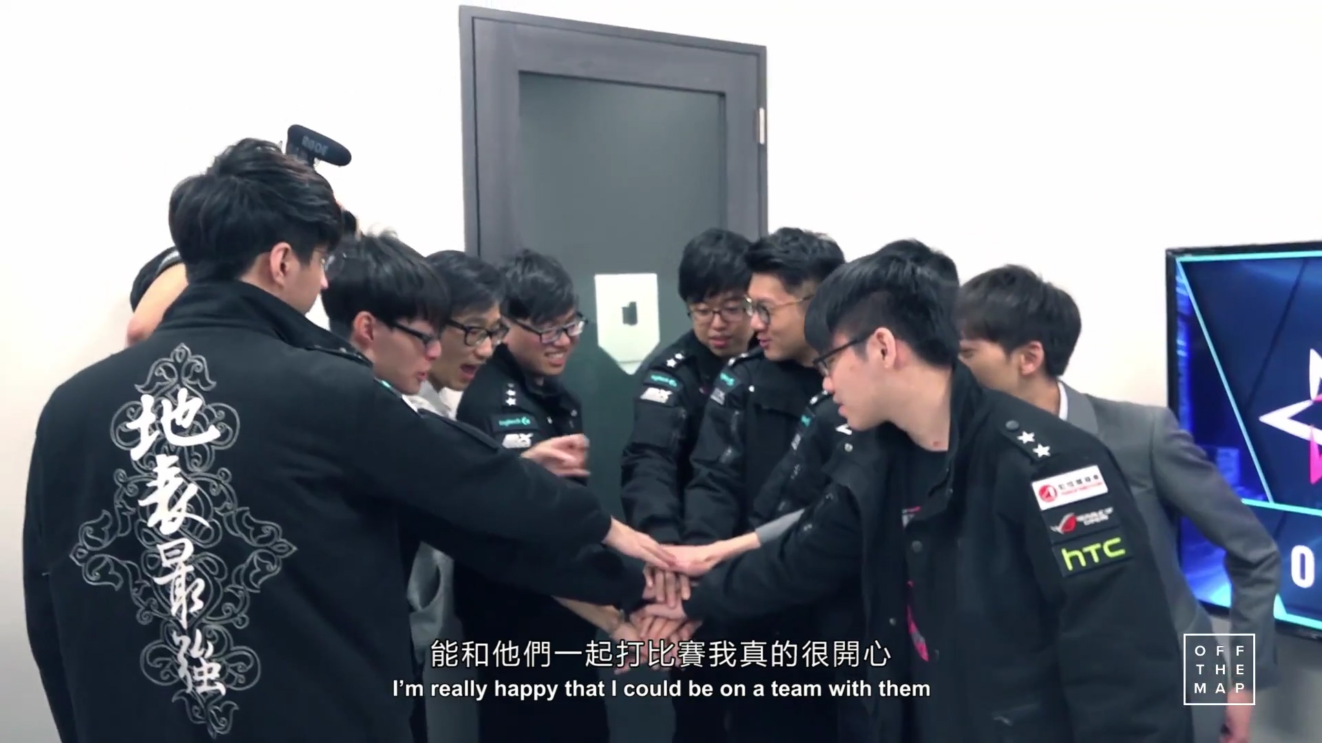 FoFo好勝心強,過去落敗會責怪隊友,但成為電競選手後讓他體會到團隊的重要。(JTteam提供)