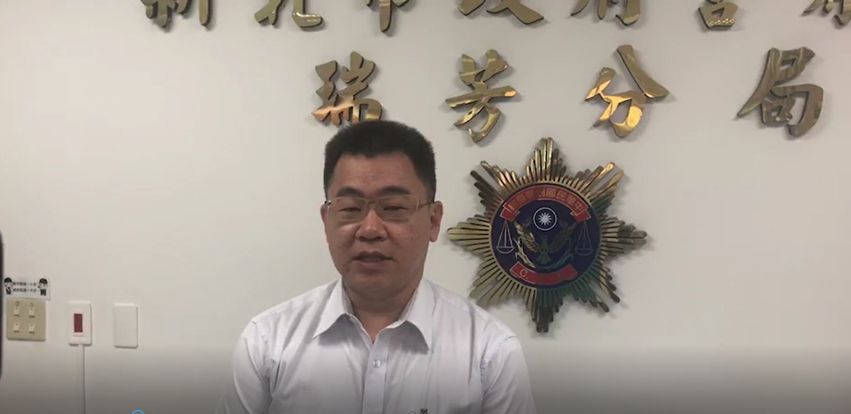 瑞芳分局偵查隊隊長葉蒼池針對人犯脫逃一事說明。（翻攝畫面）