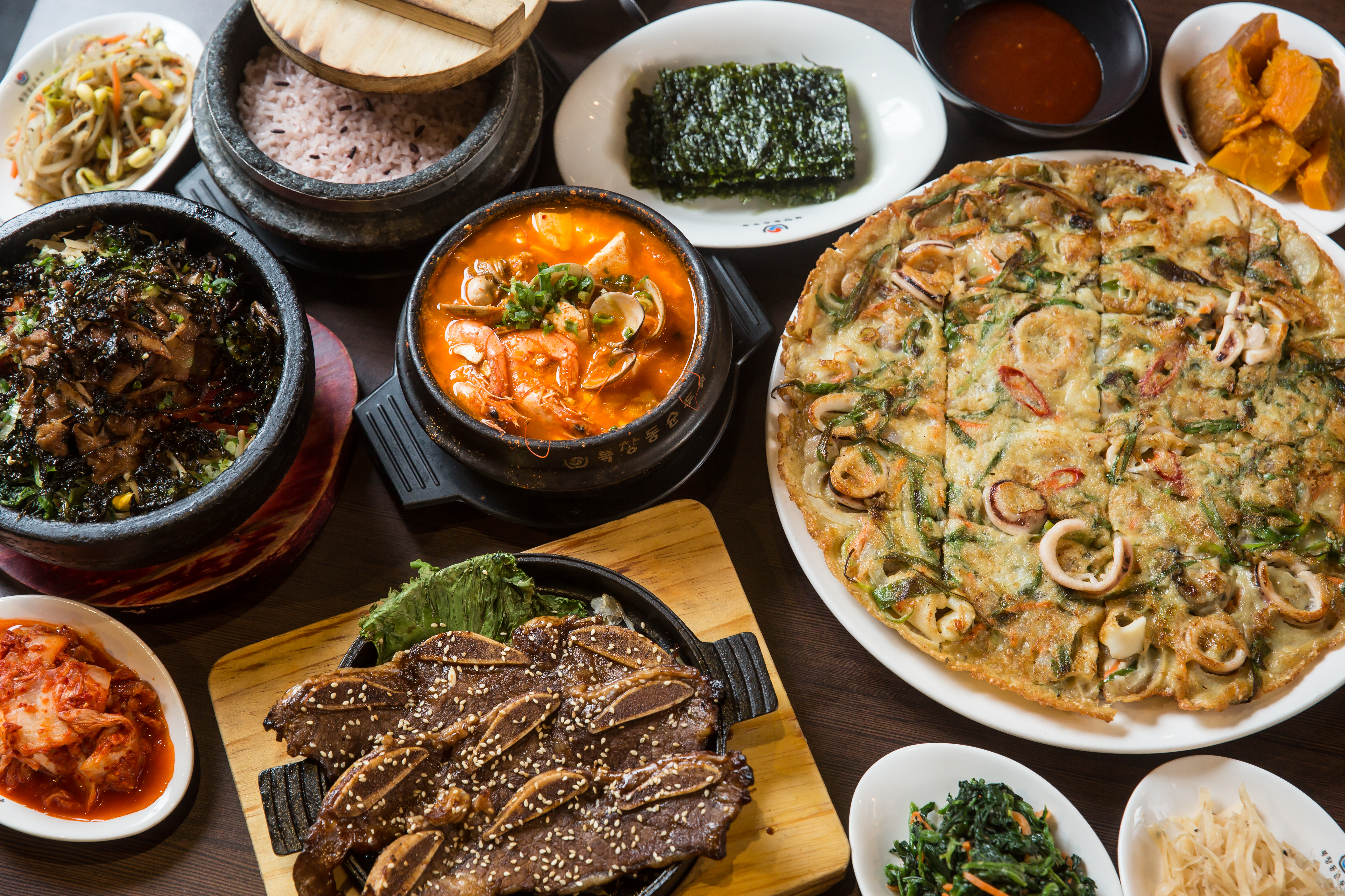 涓豆腐有5成料理為韓國傳統經典菜餚，消費者不用飛到韓國，就能品嘗正宗韓國味。