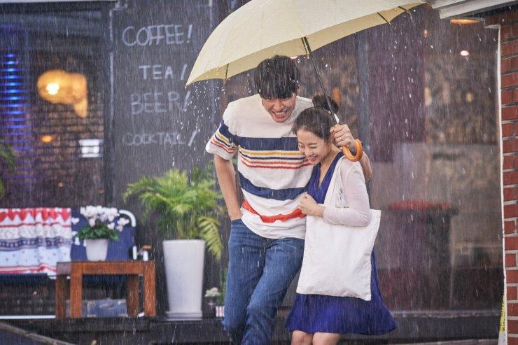 《婚禮的那一天》將於9月14日在台上映,要觀眾重返初戀滋味。(翻攝自Naver網站)
