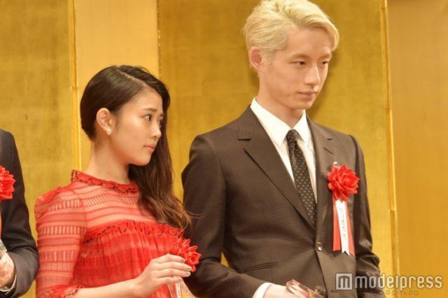 坂口健太郎跟高畑充希情變一事，成為9月5日的日本娛樂新聞熱話。（翻攝modelpress網站）