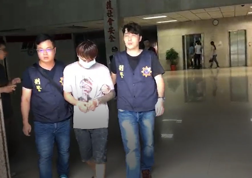 黃姓主嫌涉嫌破解被害人網路銀行密碼，將被害人存款盜領一空。（刑事局提供）