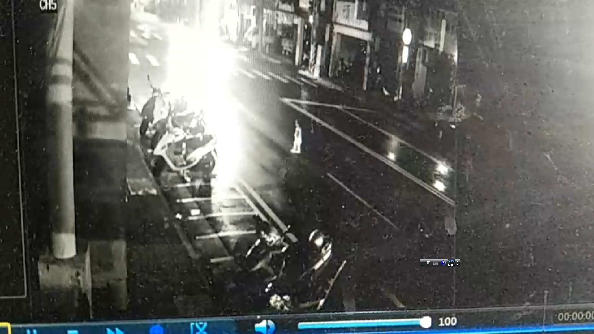 2歲女童遭計程車猛力撞上，最終回天乏術。（翻攝畫面）