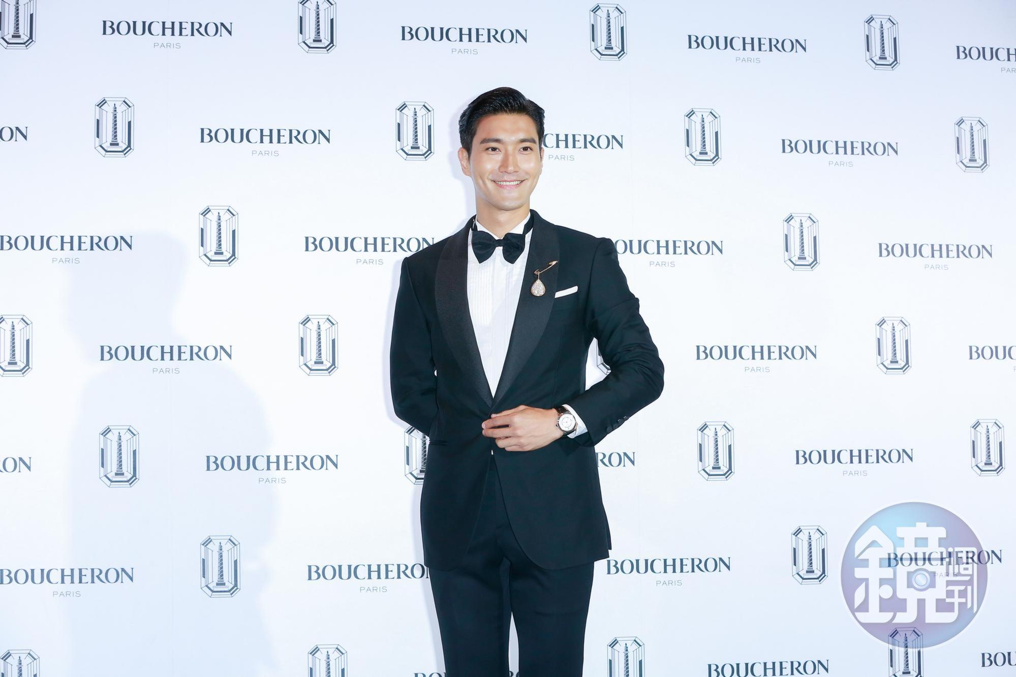 崔始源以帥氣西裝look來台出席BOUCHERON頂級珠寶展。
