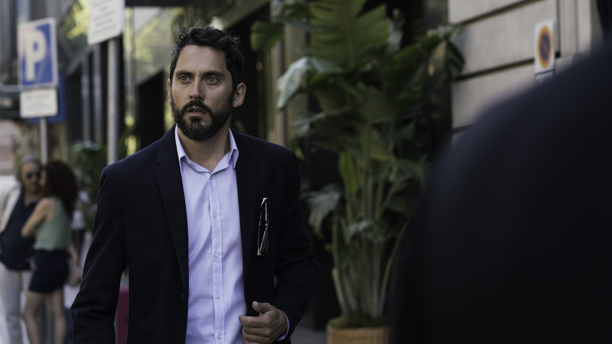 曾受西班牙GQ票選2016年最優雅男人的帕可李昂（Paco León）因演出長壽電視喜劇《艾達》（Aída），是西班牙家喻戶曉的喜劇一哥。（牽猴子提供）