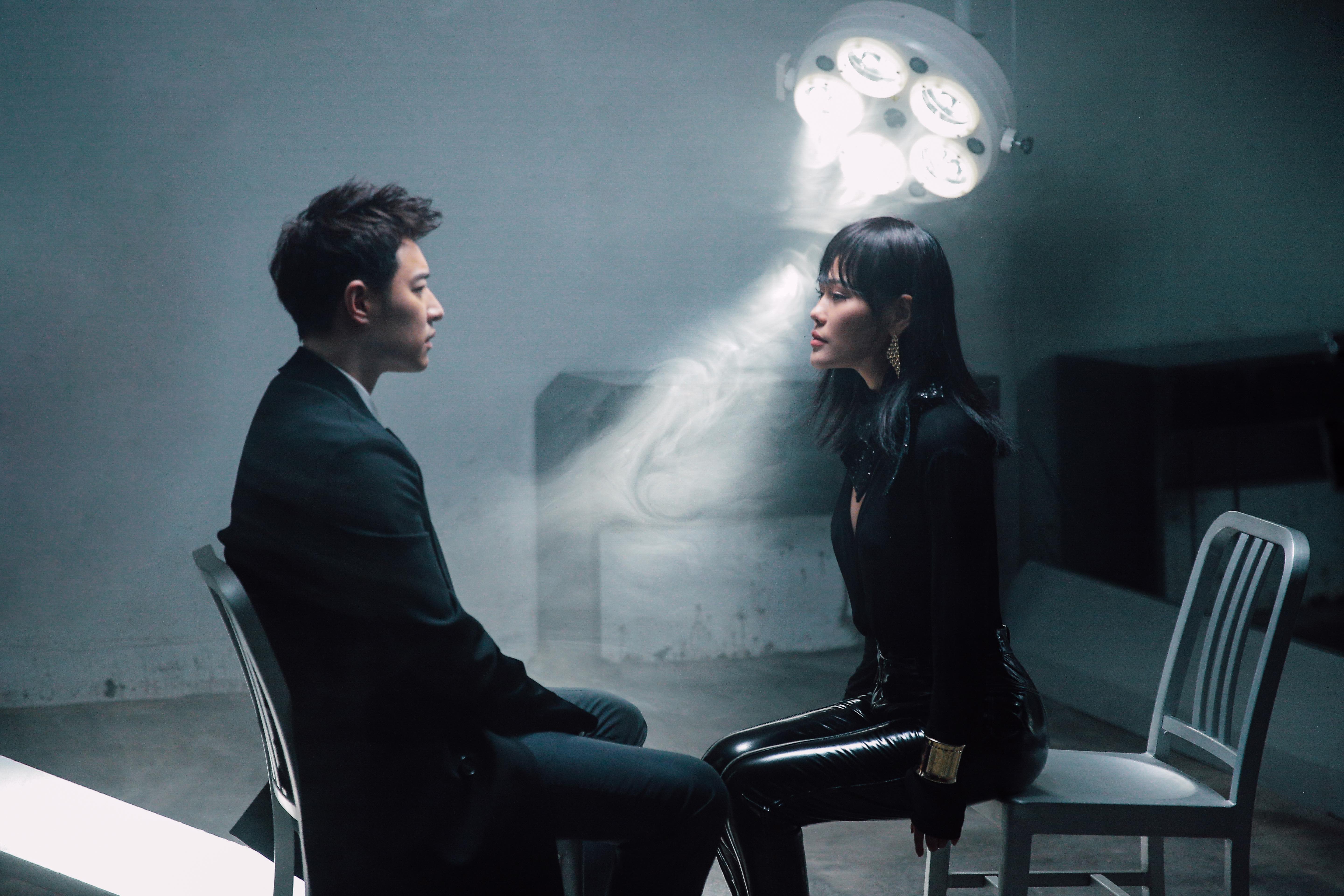 潘瑋柏推新單曲〈Moonlight〉 ，袁婭維助陣合唱更一起拍攝MV。（華納提供）