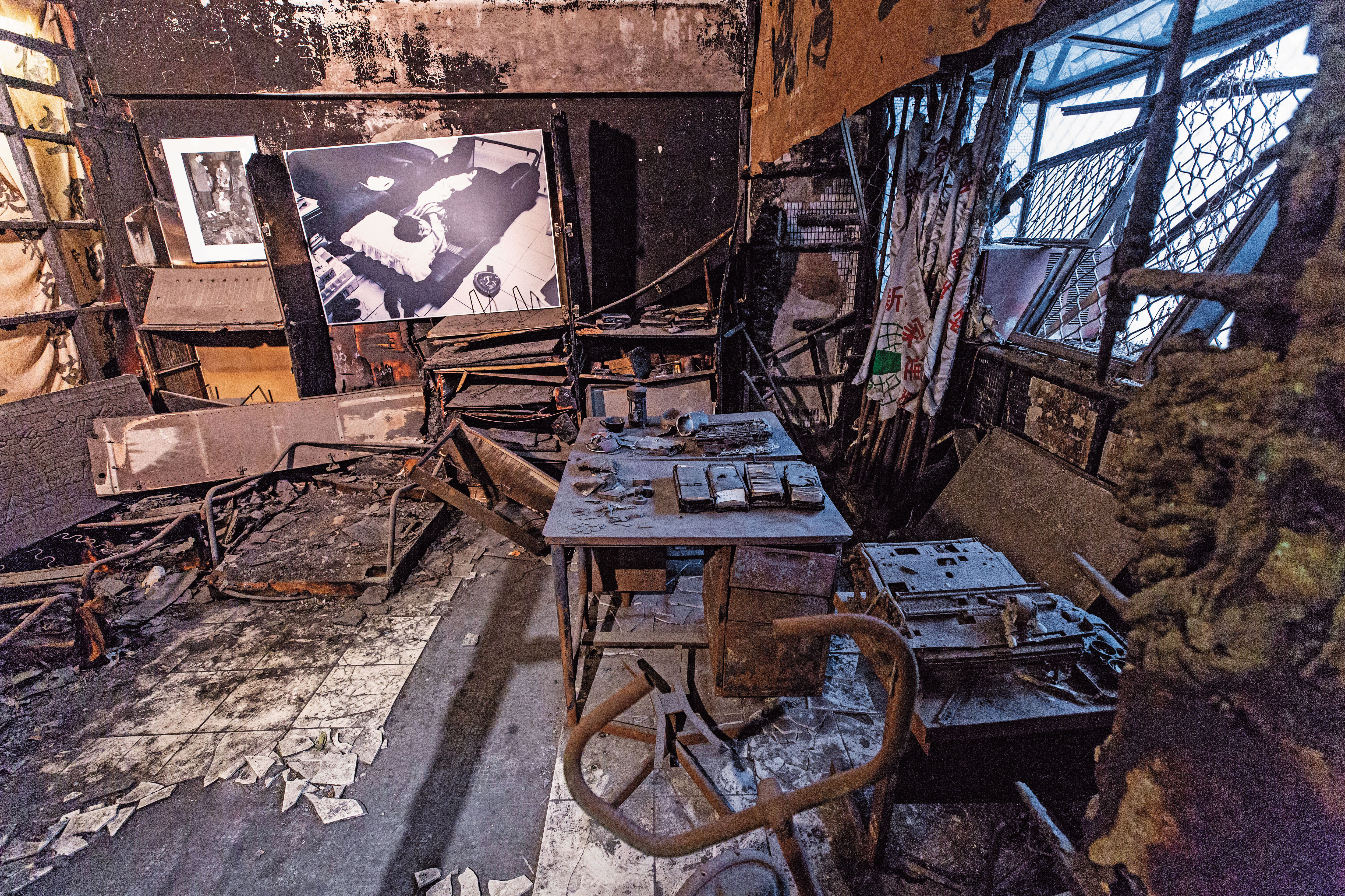 鄭南榕紀念館在《自由時代》雜誌社原址落成，完整保存鄭南榕自焚的總編輯室現場。
