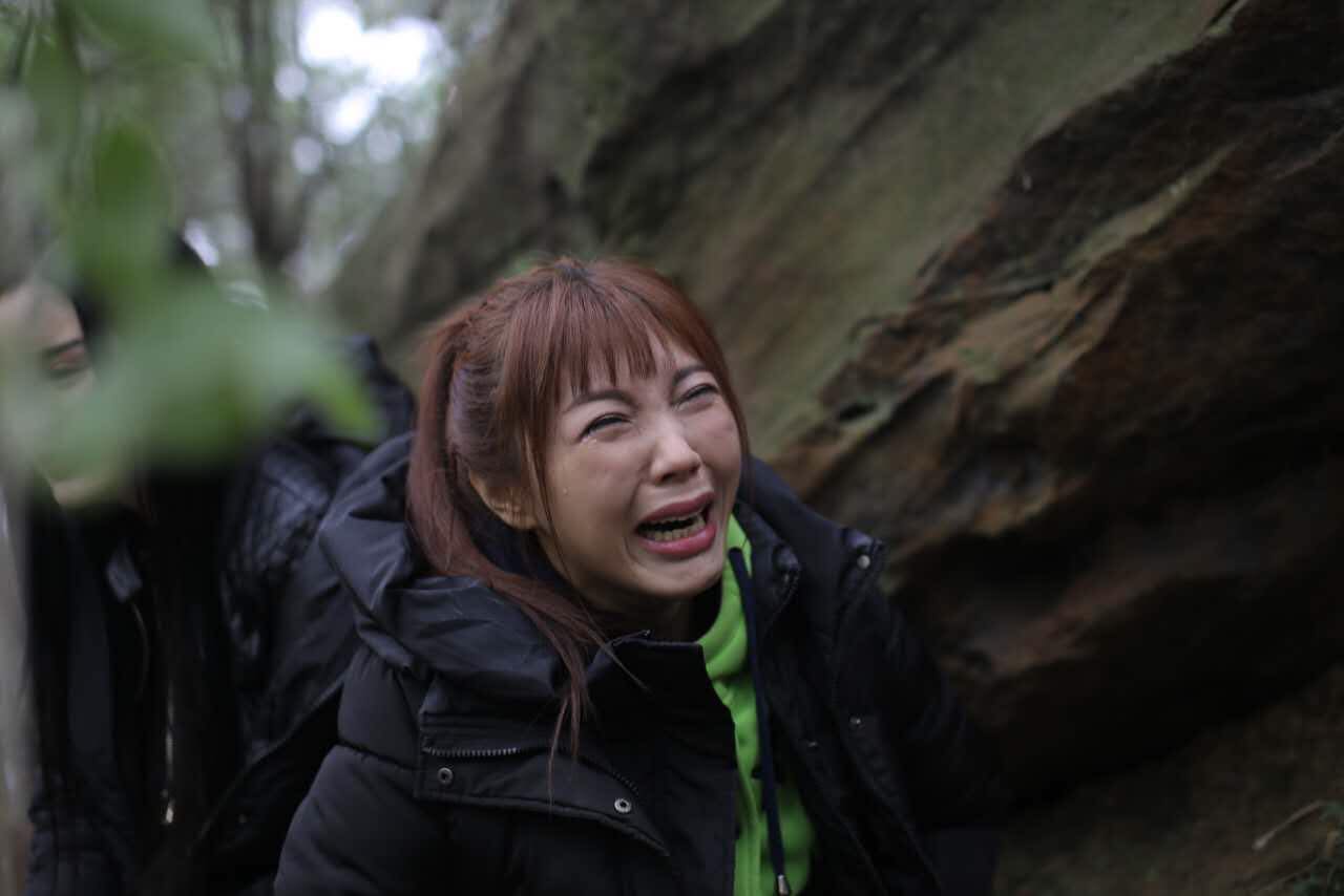 劉樂妍昨晚「落難」在北京街頭，還崩潰落淚po文表示，「北京對窮人的不友善，我真恨北京。」（翻攝自劉樂妍臉書）