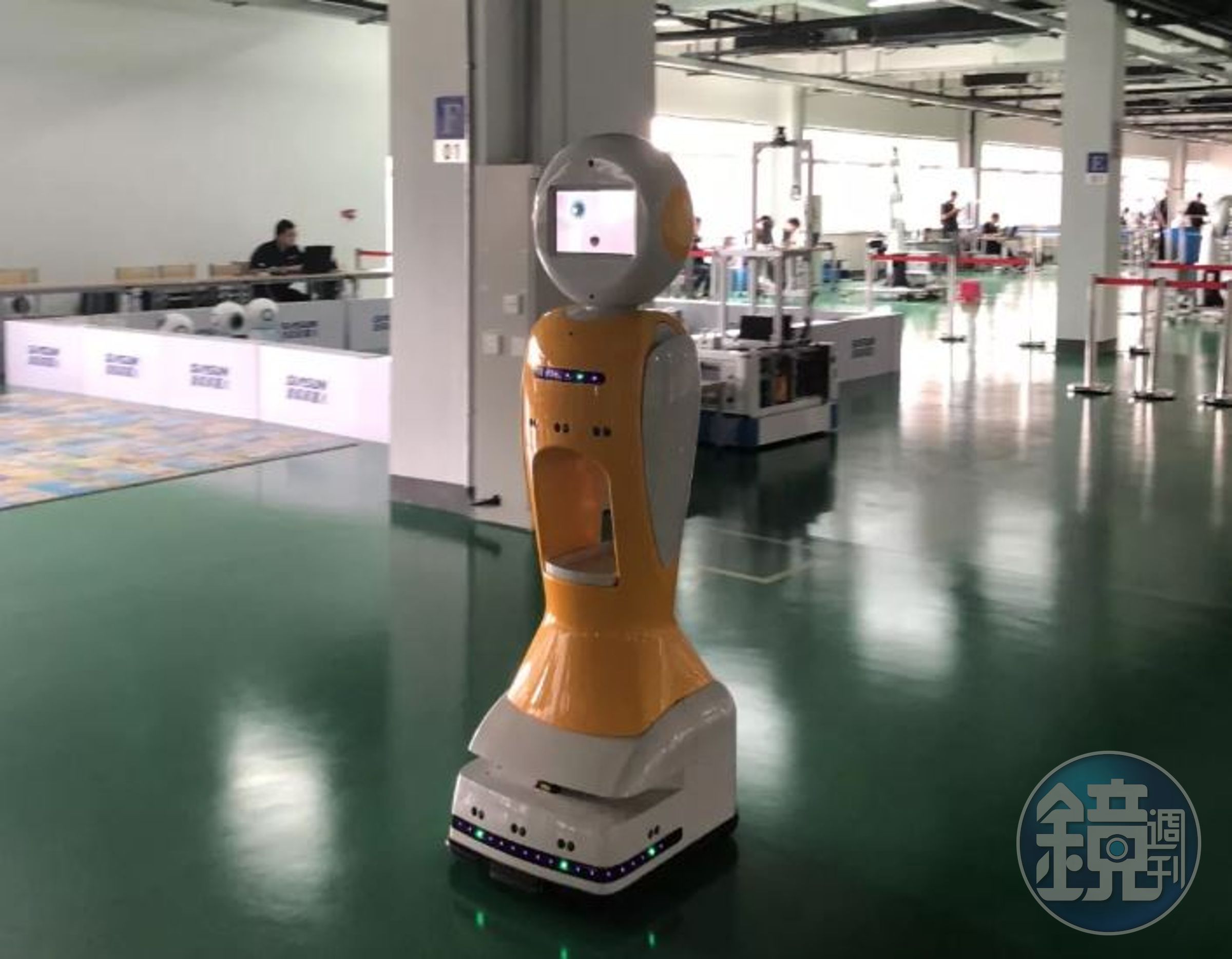 在新松研究院裡可以看到各式各樣的服務機器人。（圖片來源：DeepTech）