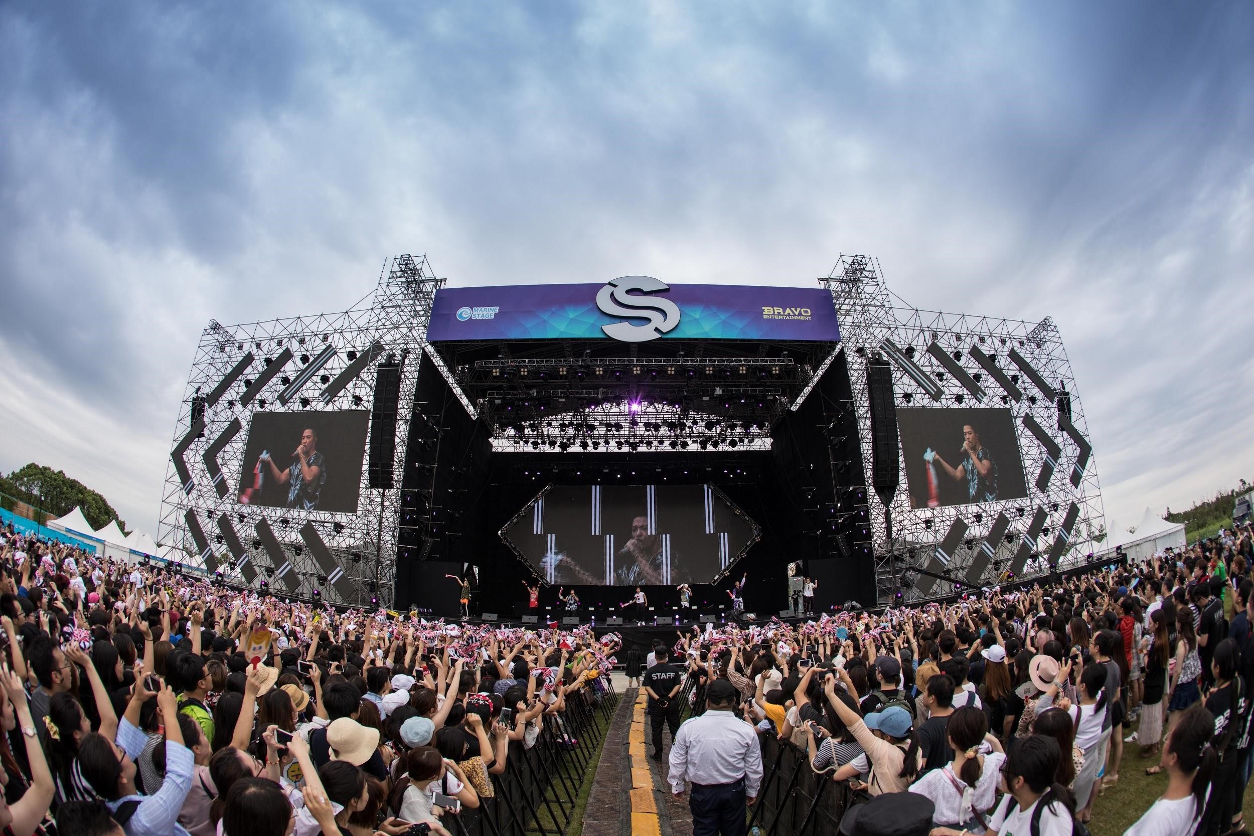 日本最大搖滾音樂節之一的「夏日超音速」（Summer Sonic）來到上海，吸引大批觀眾。（霍紹文提供）