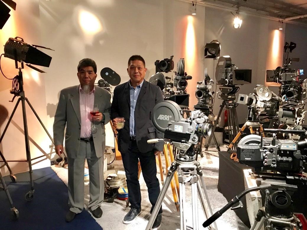 阿榮影業由林添榮（左）、林添貴兄弟檔共同經營打造，並為台灣影視圈培養不少幕後工作人員。（林添貴提供）