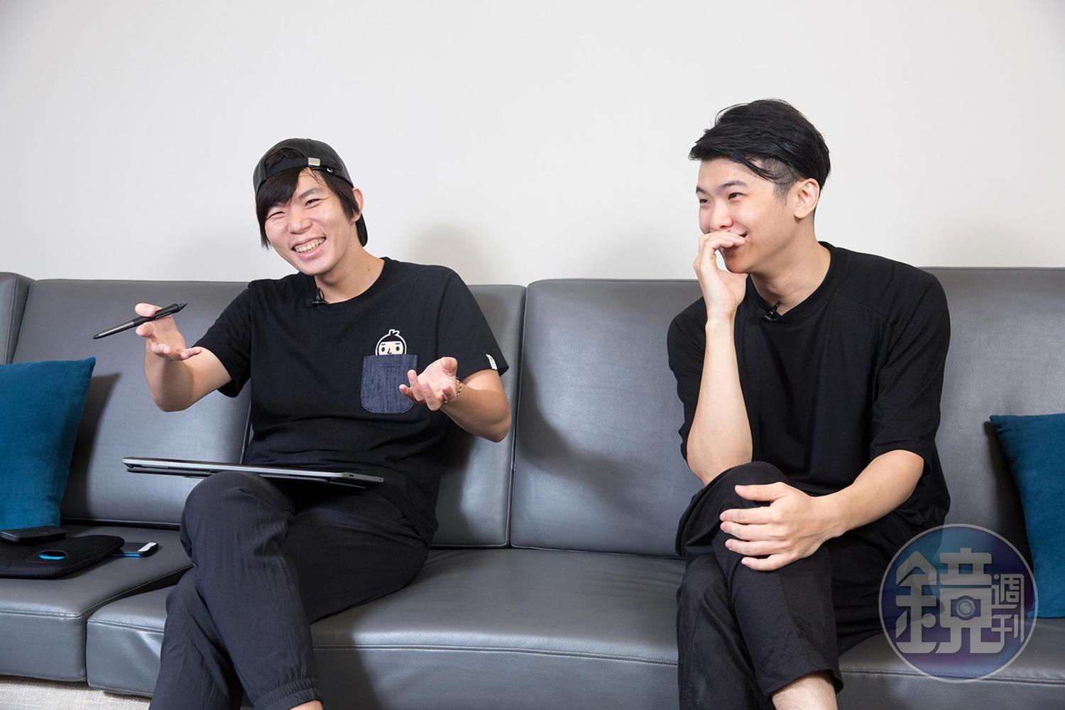 微疼(左)屬於多產的漫畫家,最近也嘗試畫了恐怖故事。Pony(右)目前則是專注在《黑盒子》的創作,未來有機會也不排除畫搞笑作品。