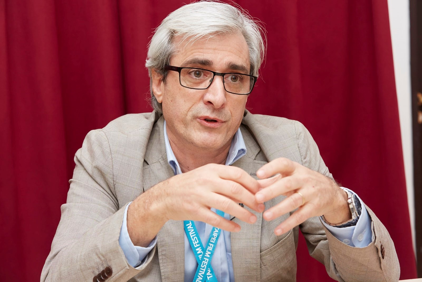 布宜諾斯艾利斯電影大學副校長馬力歐桑托斯表示，該校成功的關鍵是兼具學術教育與實務拍攝的教學方式。