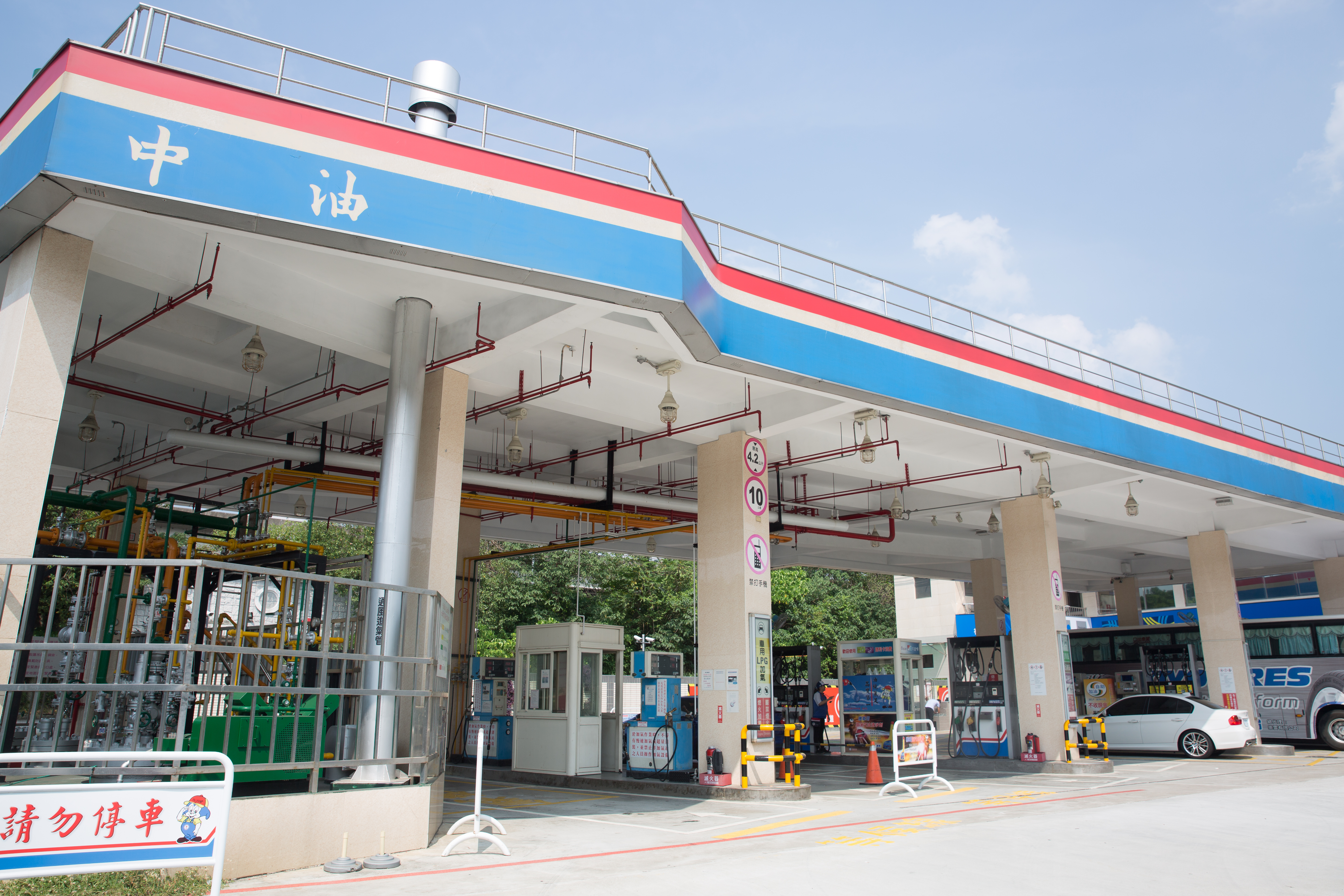 受國際油價漲勢未歇影響，國內油價連4漲。