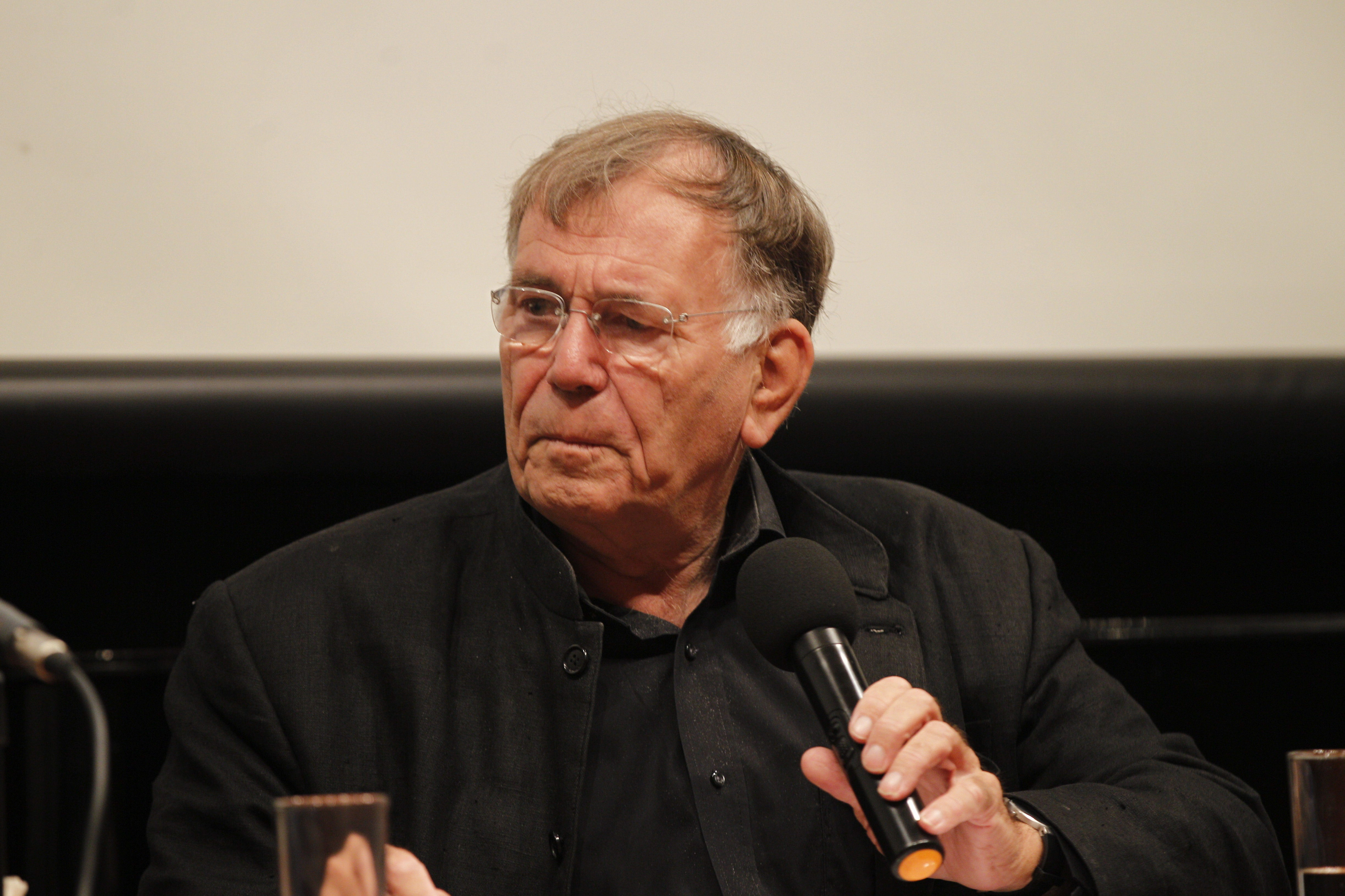 楊蓋爾2015年獲邀至烏拉圭發表對當地都市改造的看法。（東方IC）