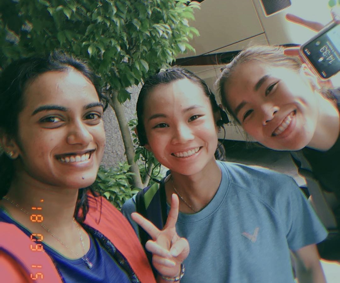 泰國天才少女依瑟儂在IG刊出和戴資穎及辛度的合照。（取自IG帳號：ratchanokmay）