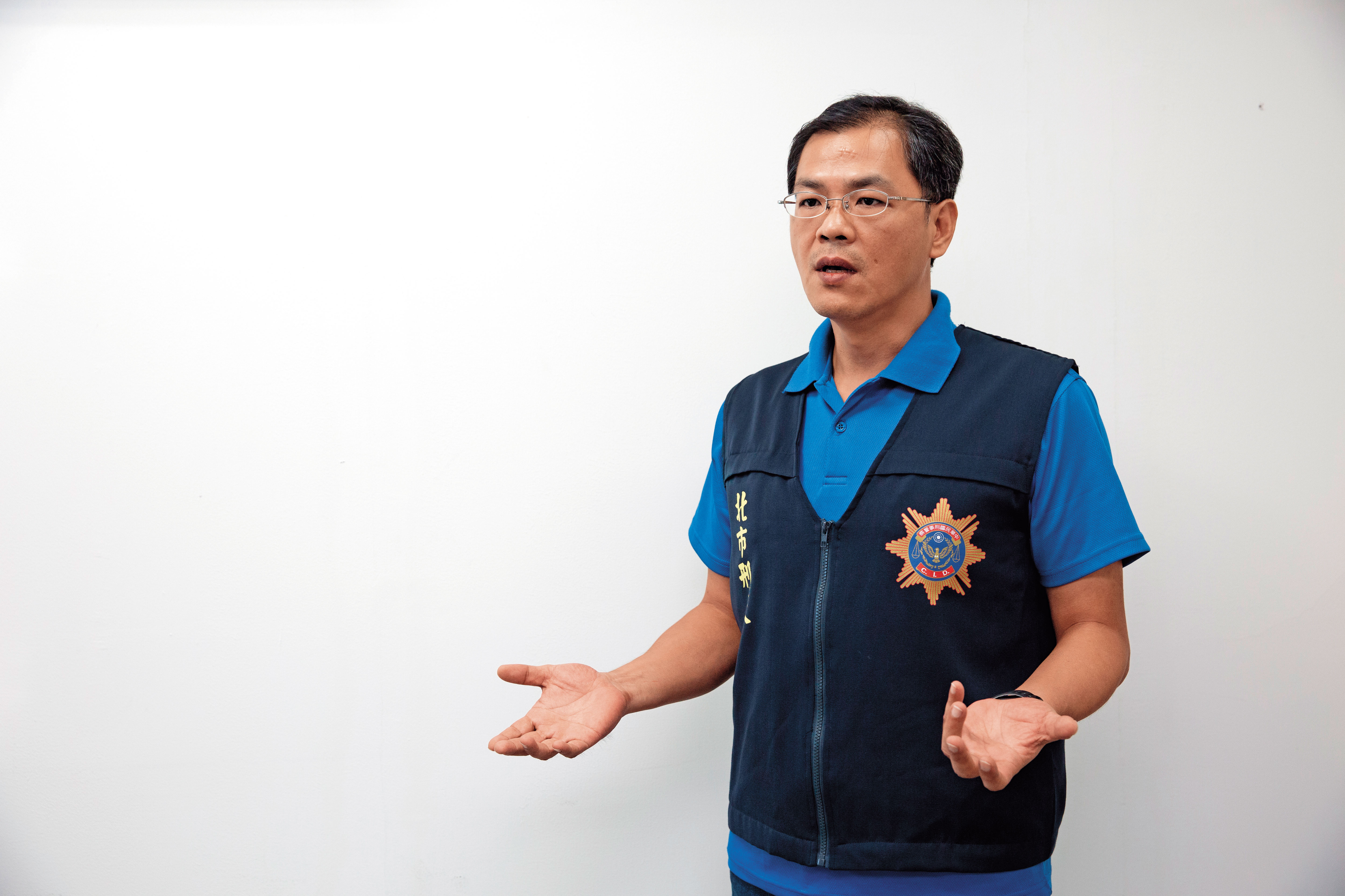 台北刑大毒緝隊長黃壬鍵提醒,吸食大麻起初會有歡愉感,但施用者也會有解離症狀。