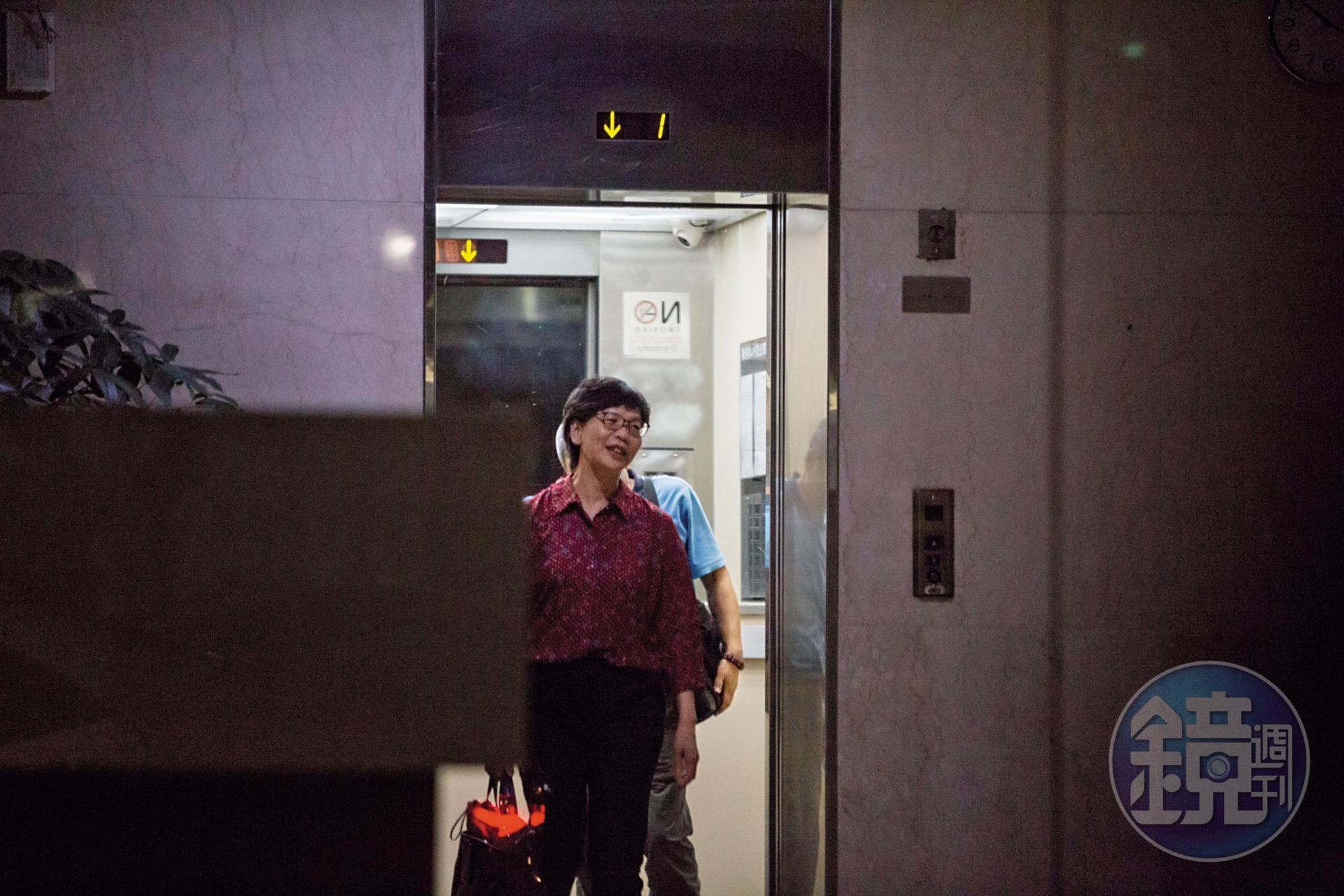 台北市府顧問蔡壁如被視為幕僚派之首。