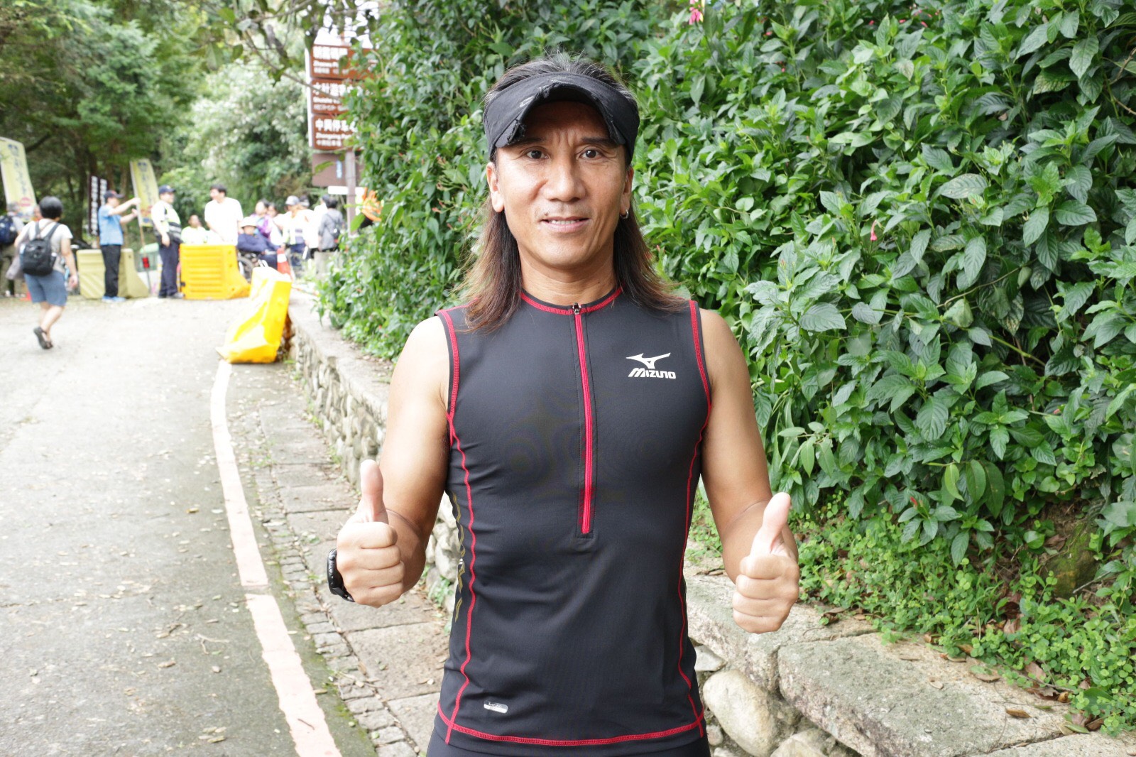 動力火車顏志琳日前參加2018日月潭國際萬人泳渡活動，以1小時40分鐘完成賽事。（華研提供）