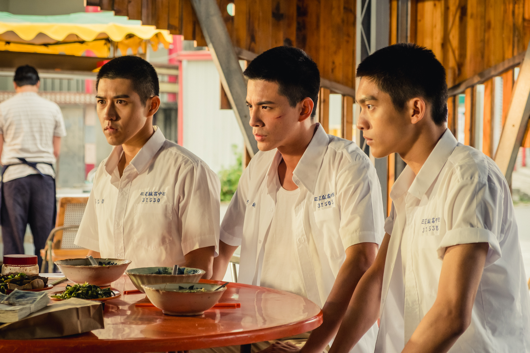 《鬥魚》電影版上映1個月，票房突破3千萬，片中有場林柏叡、吳岳擎、林輝瑝3人被刺殺的畫面，震撼觀眾。（多曼尼提供）