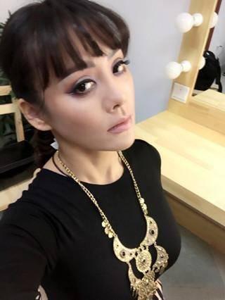 和吳謹言演出新劇的寧靜暗諷她演技差。(翻攝自寧靜微博)