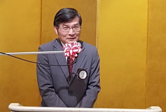 大阪辦事處處長蘇啟誠輕生，蘇的家人以蘇啟誠的臉書帳號發文，感謝大家慰問。（翻攝自蘇啟誠臉書）