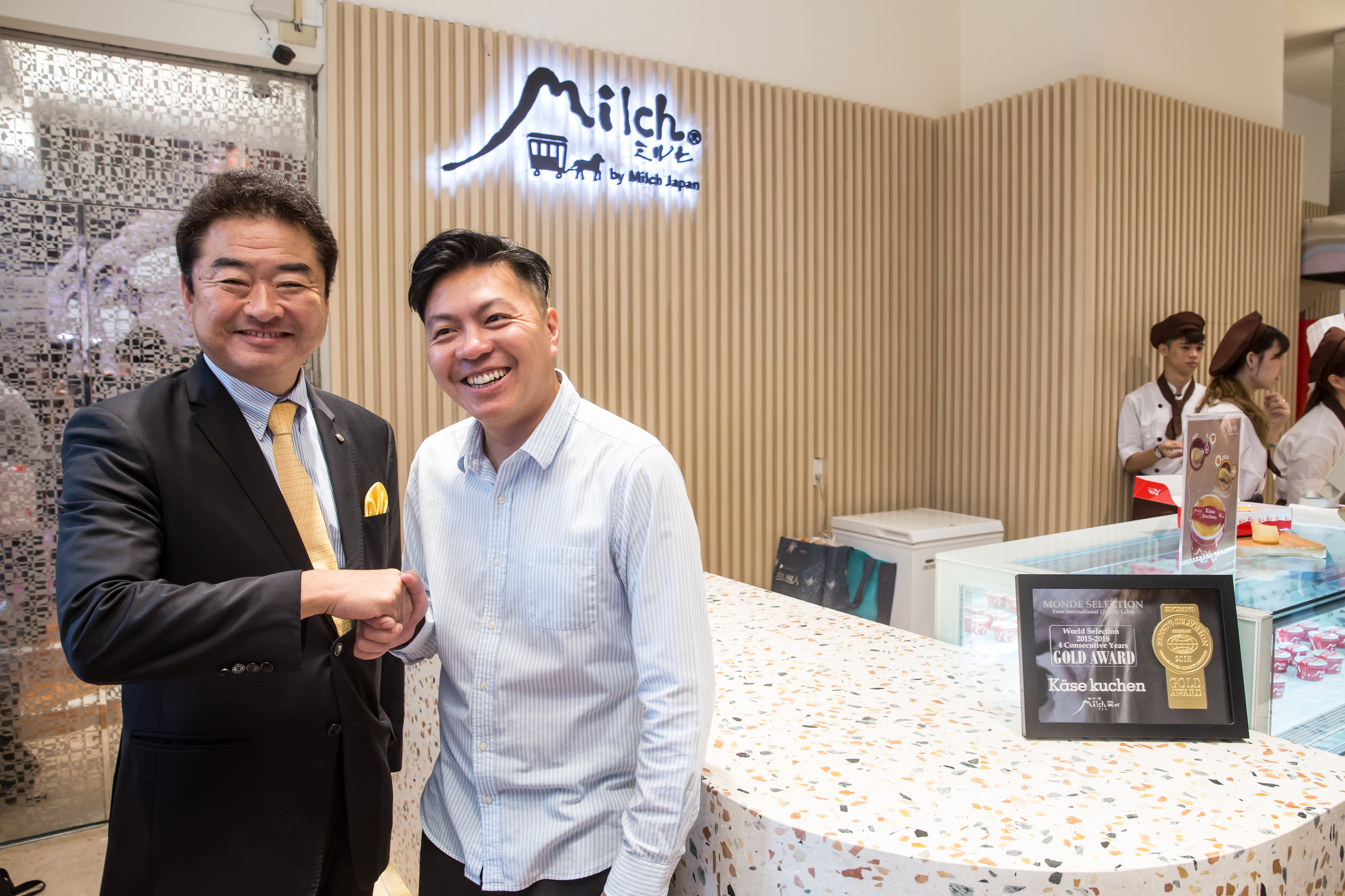 由布院Milch社長河越祐人與范牧群今天一同出席品牌記者會。