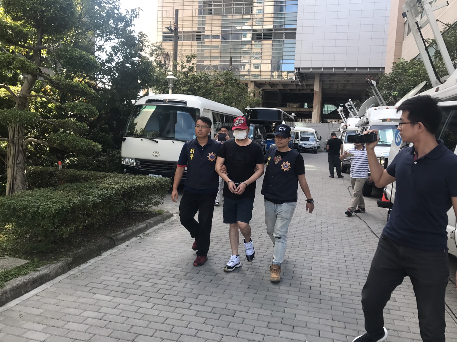 遭逮的彭嫌在訊後後依賭博罪移送。（警方提供）