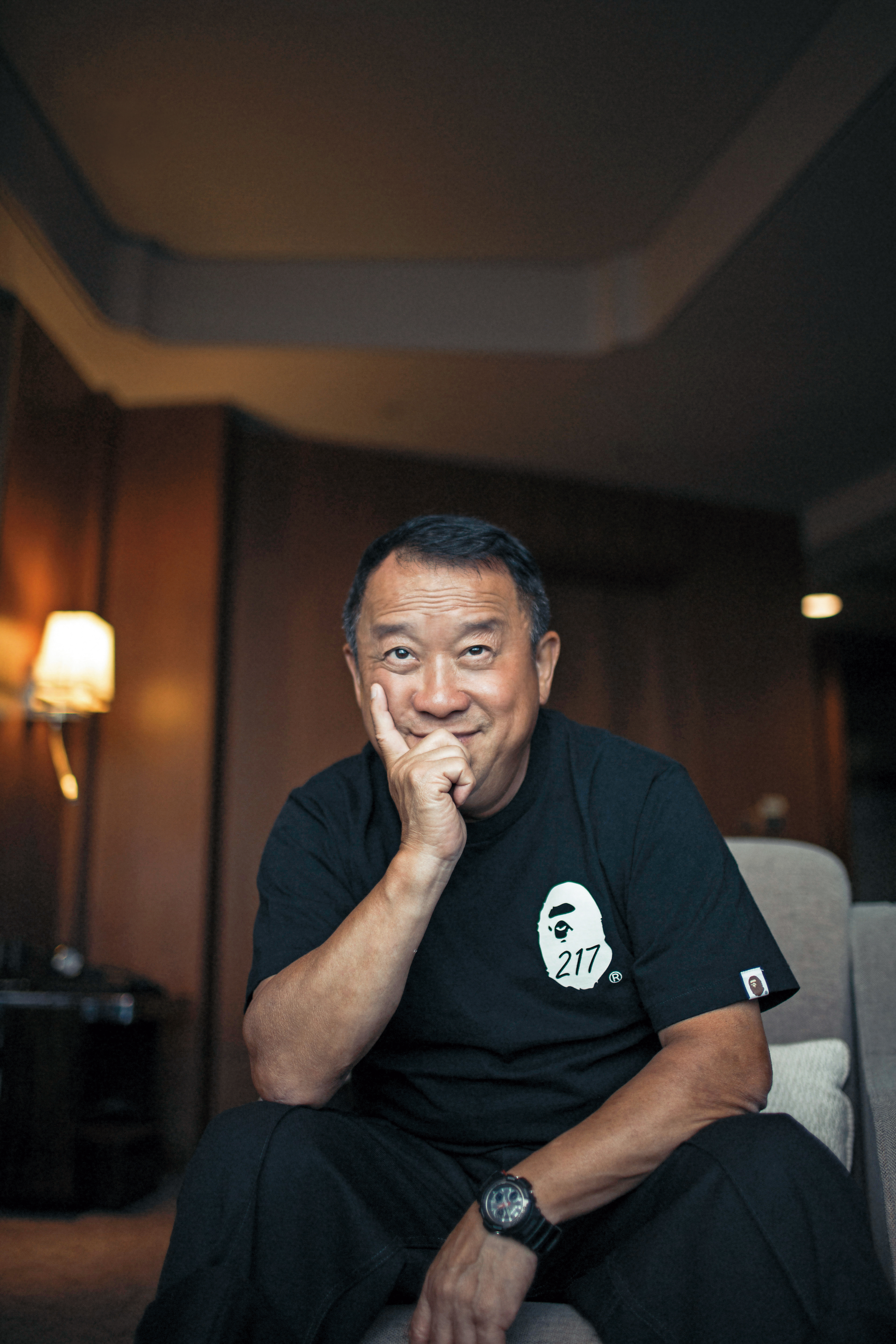 曾志偉做很多慈善工作,但負面新聞亦不少,他說:「心安理得就好,這是我人生中最重要的事。」因為很多事不一定要和別人解釋,你自己做過什麼事情自己知道。