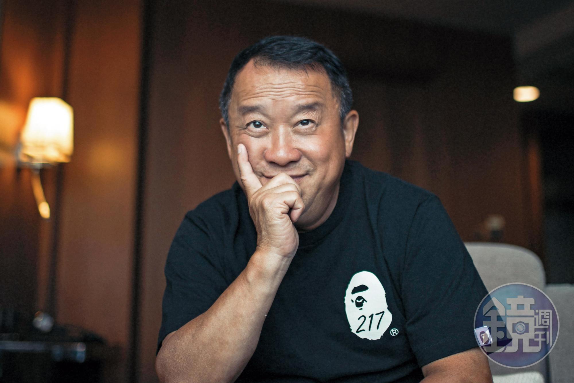 曾志偉做很多慈善工作，但負面新聞亦不少，他說：「心安理得就好，這是我人生中最重要的事。」因為很多事不一定要和別人解釋，你自己做過什麼事情自己知道。