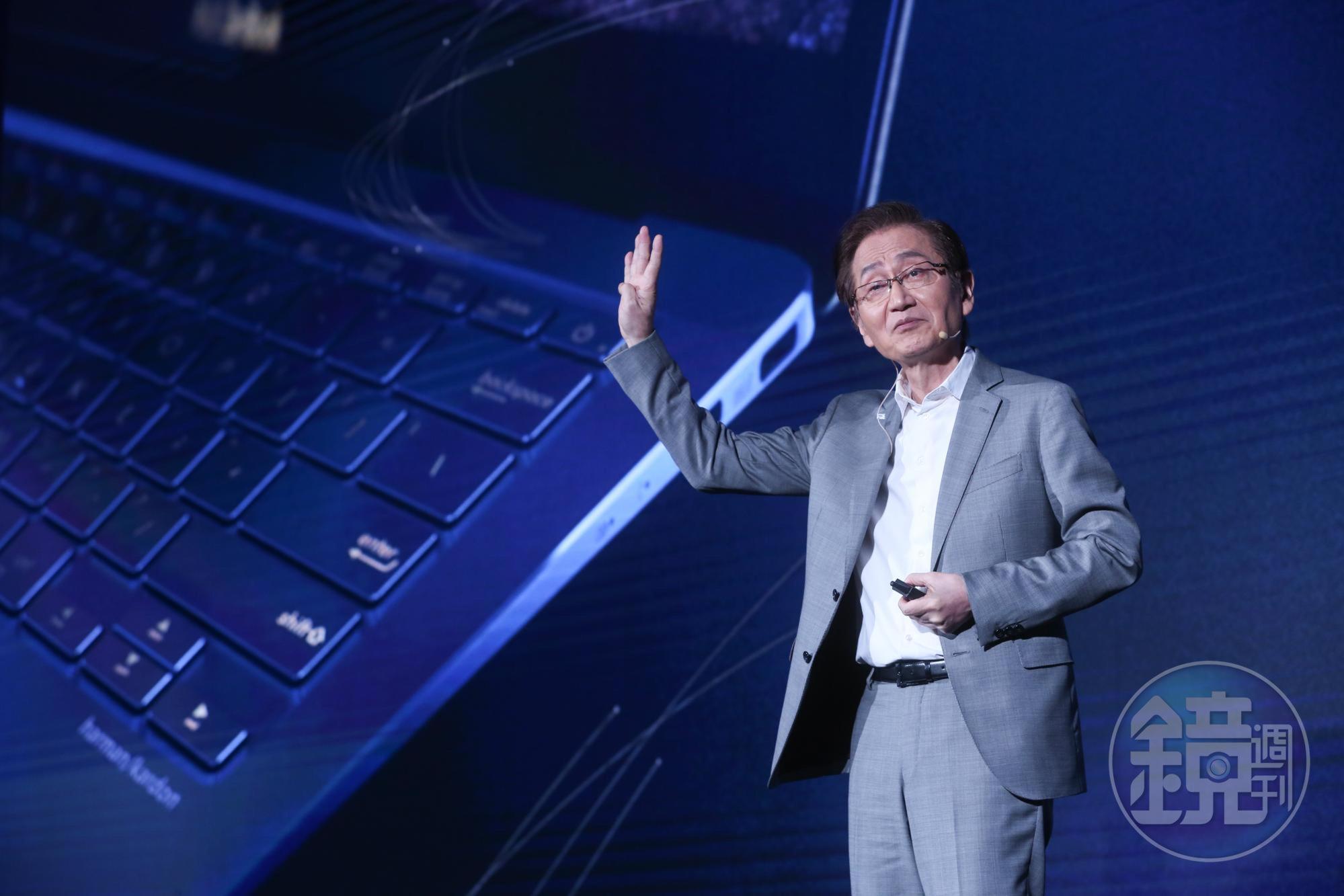 華碩董事長施崇棠（圖）退休喊卡，交付副董事長徐世昌重整不賺錢事業體。