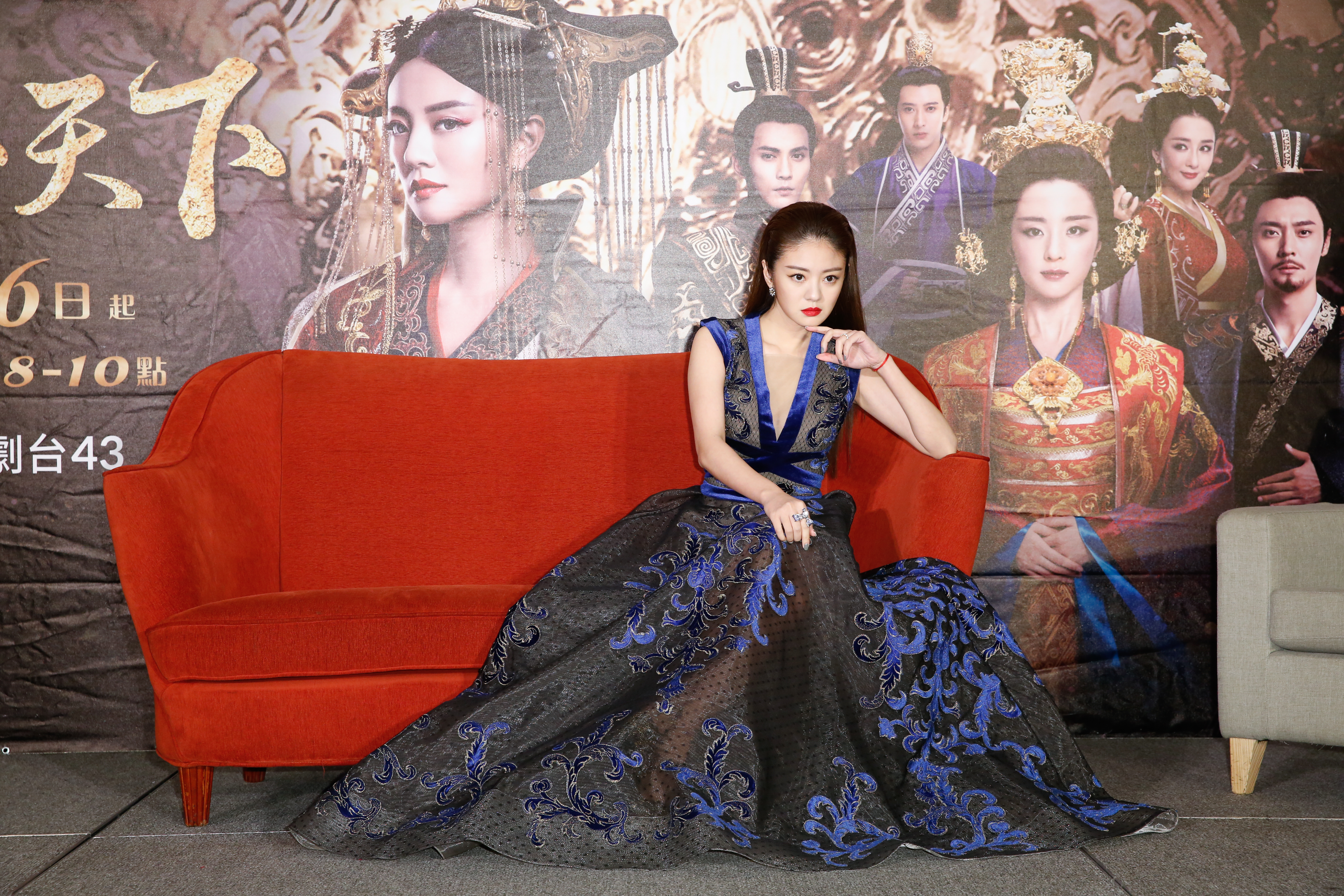 安以軒在記者會現場展現皇后般的霸氣。