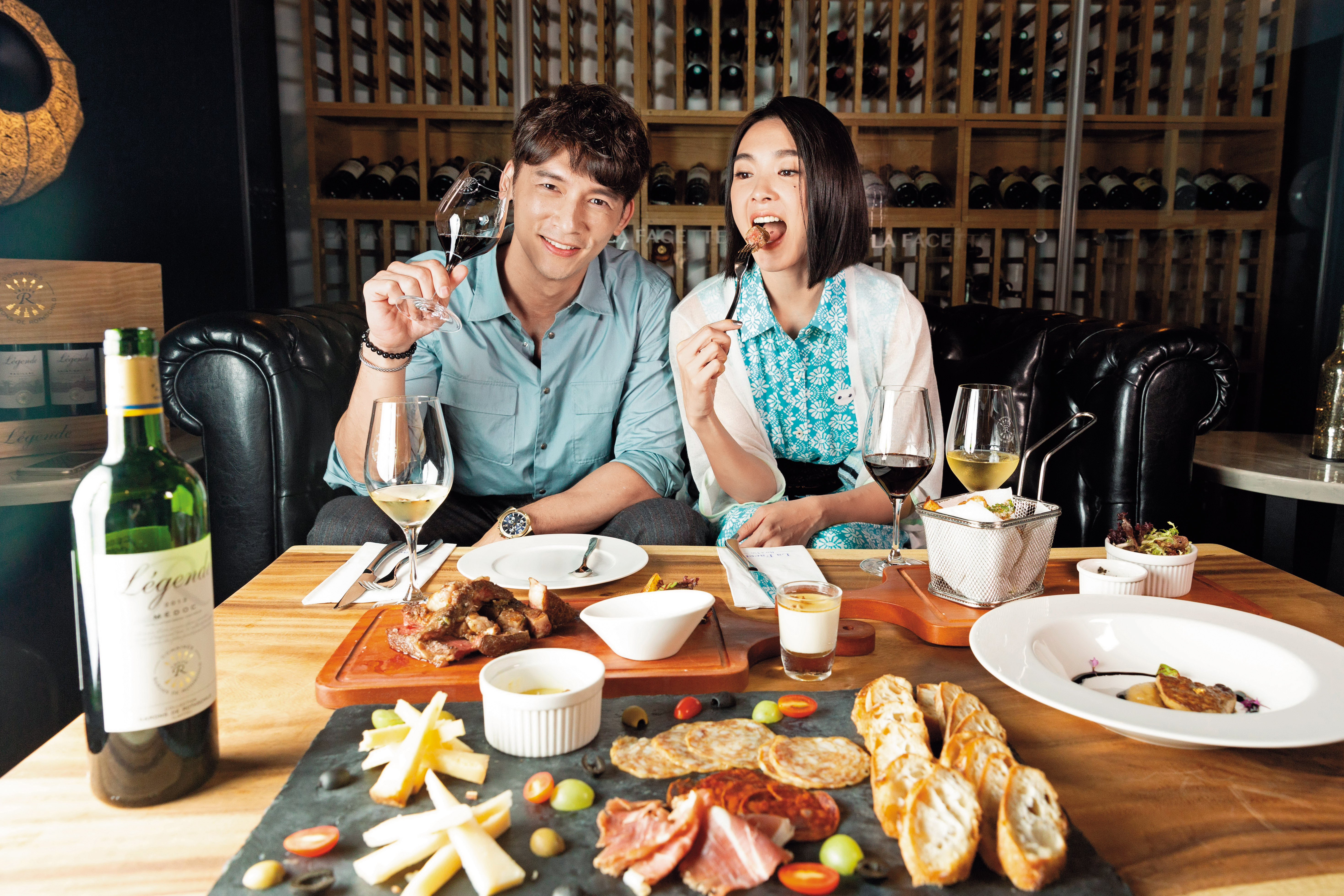 溫昇豪與曾珮瑜因合作《雙城故事》成為「飯友」，哪有好吃的都會道相報，溫昇豪開的餐酒館「La Facette酒窩」，曾珮瑜自然也是座上賓。