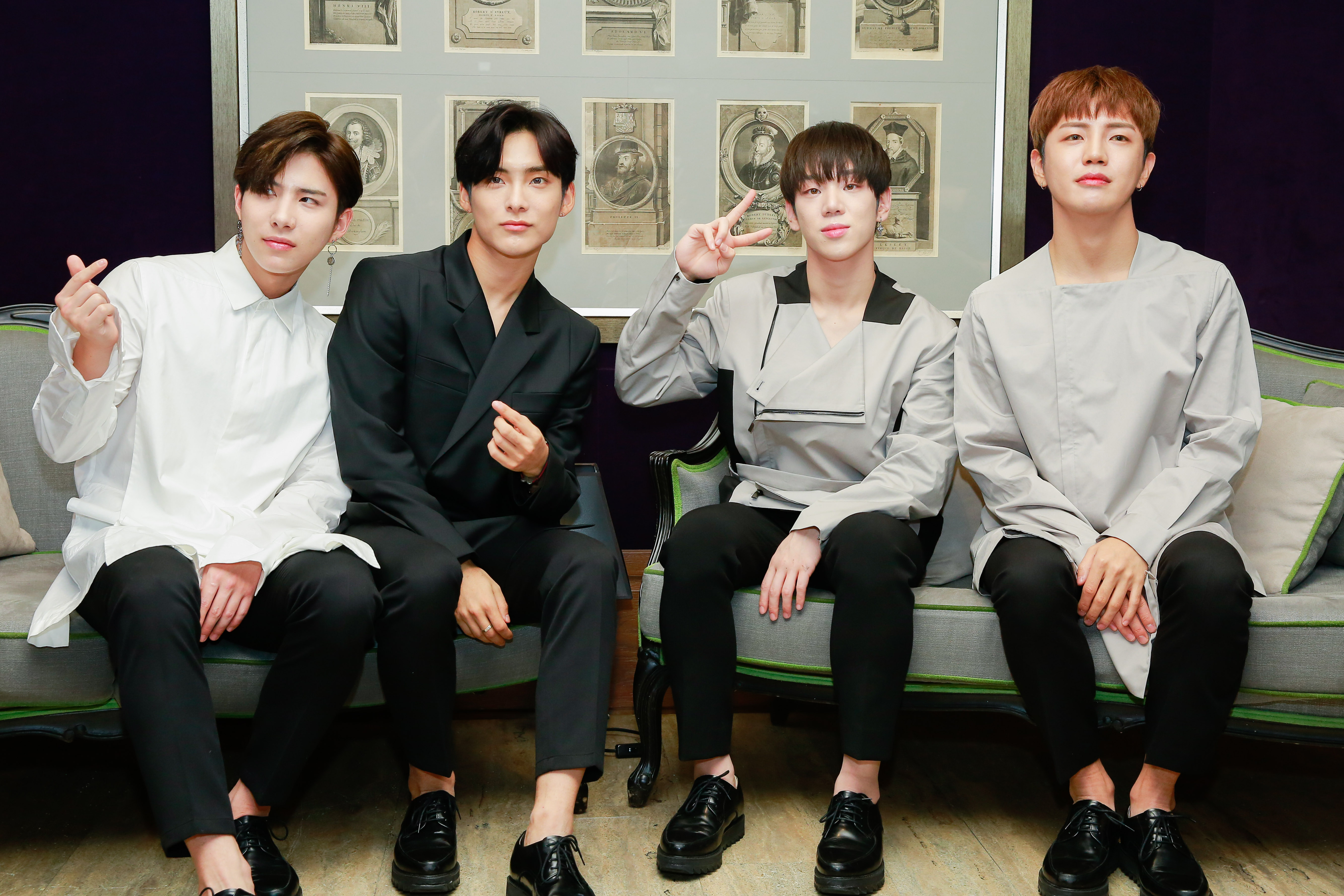 韓國男團A.C.E首次來台會粉絲，成員左起WOW、JUN、炳官與東勳。