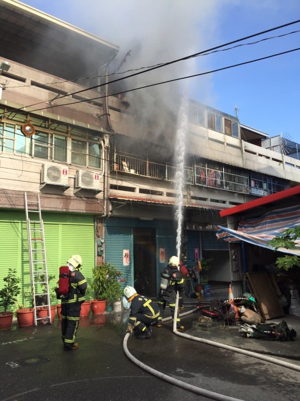 莿桐民宅火警，釀一死兩傷悲劇。（消防局提供）