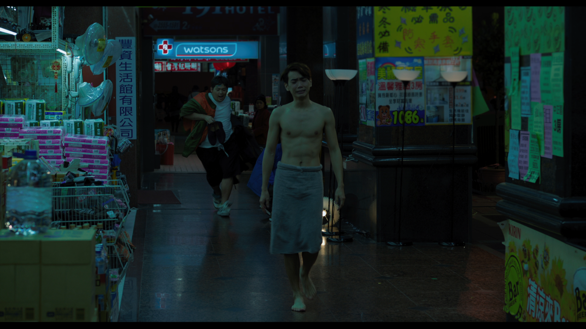 《紅樓夢》描述台北同志生活，有多元情愛關係。圖為胖虎（左）、陳彥廷（右）。（馬棋朵提供）
