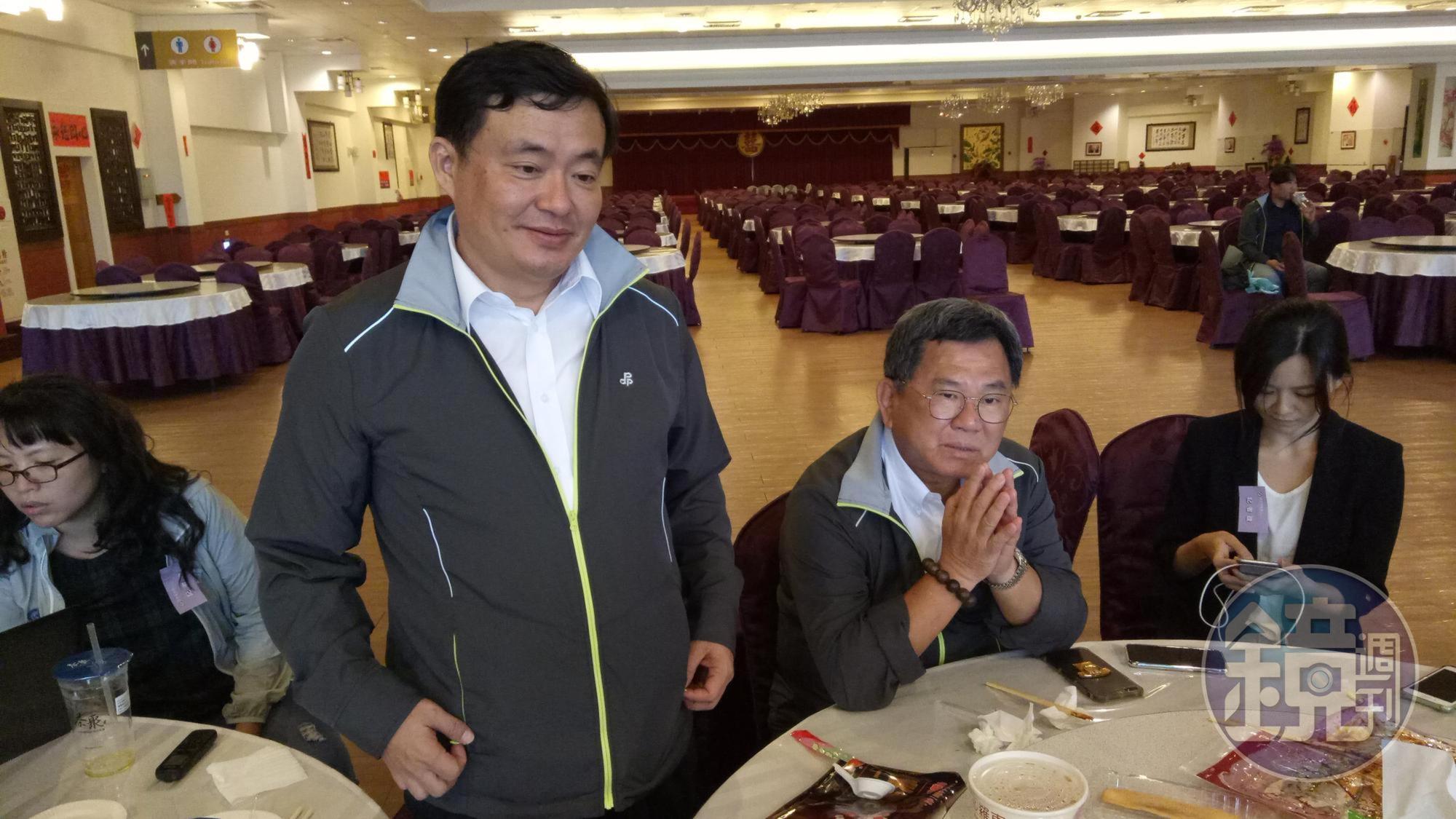 民進黨祕書長洪耀福、選對會召集人陳明文與媒體茶敘。