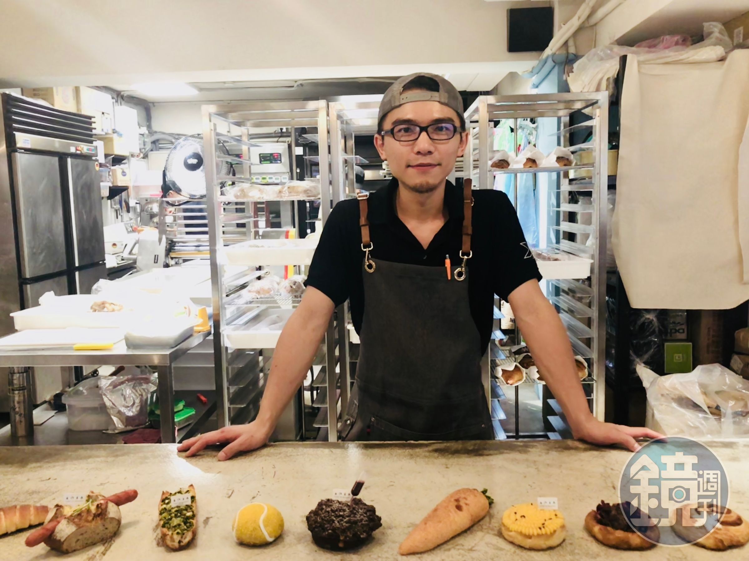 Just in bakery店主武子靖長相娃娃臉，卻是國際麵包大賽的得獎老手。