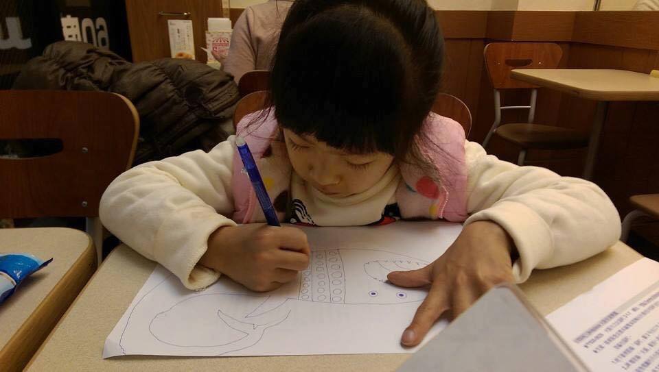 患有先天心臟病的女童「綺綺」故事讓人不捨。