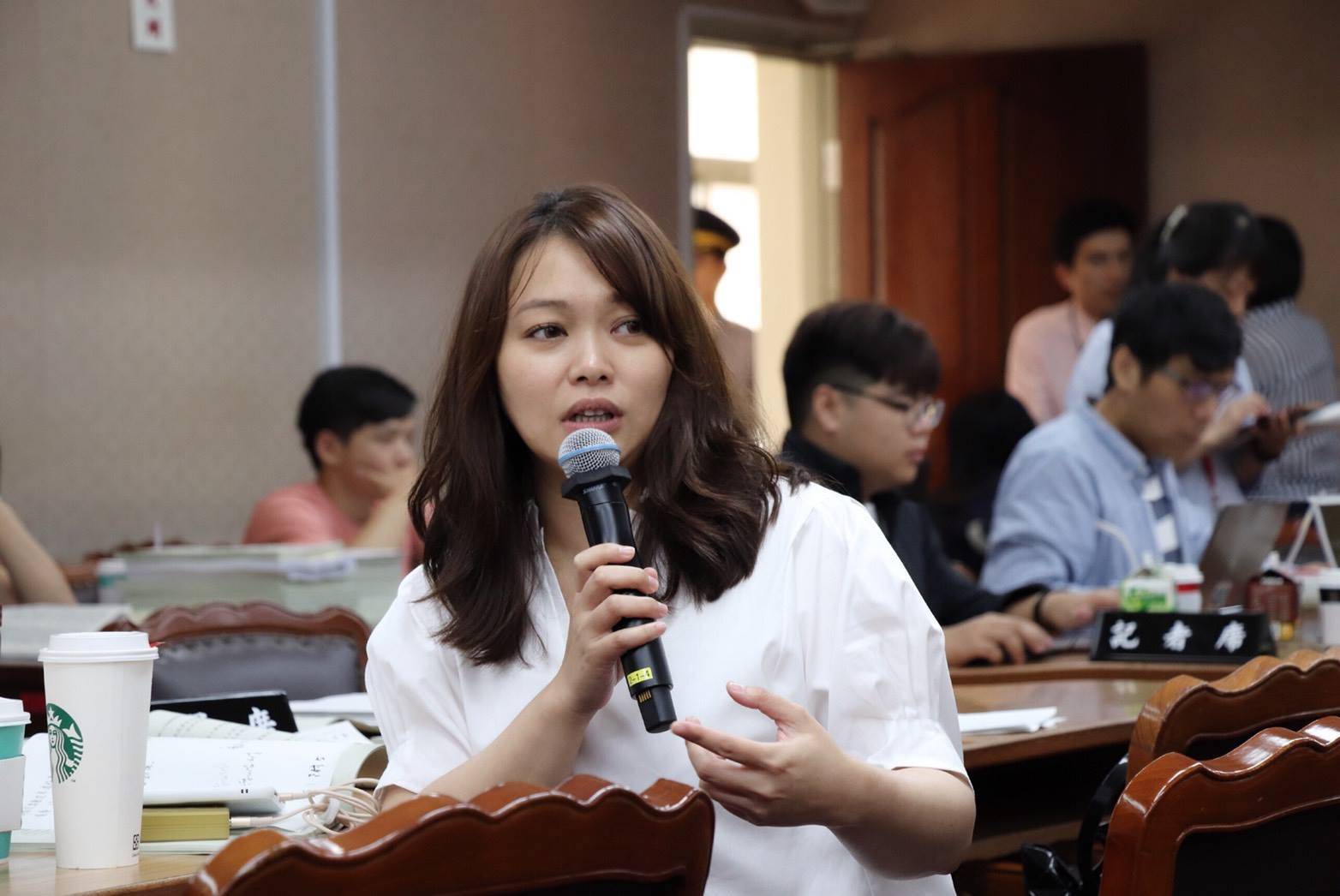 親民黨立委陳怡潔質疑國安會資安業務竟外包，恐造成國安機密外洩風險。（陳怡潔提供）