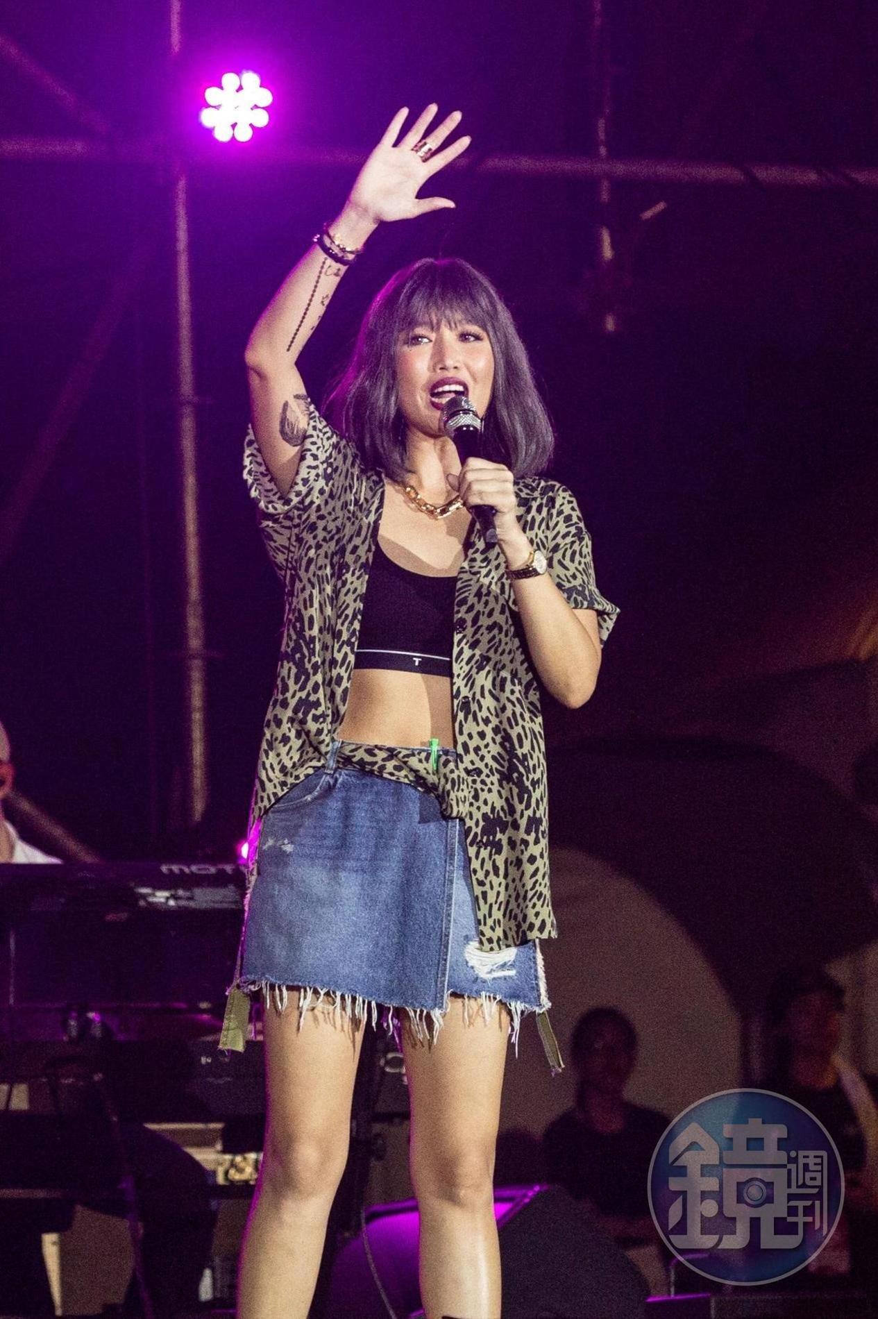 A-Lin除了祭出多首招牌流行歌曲,還演唱原住民神曲,成功帶動現場氣氛。