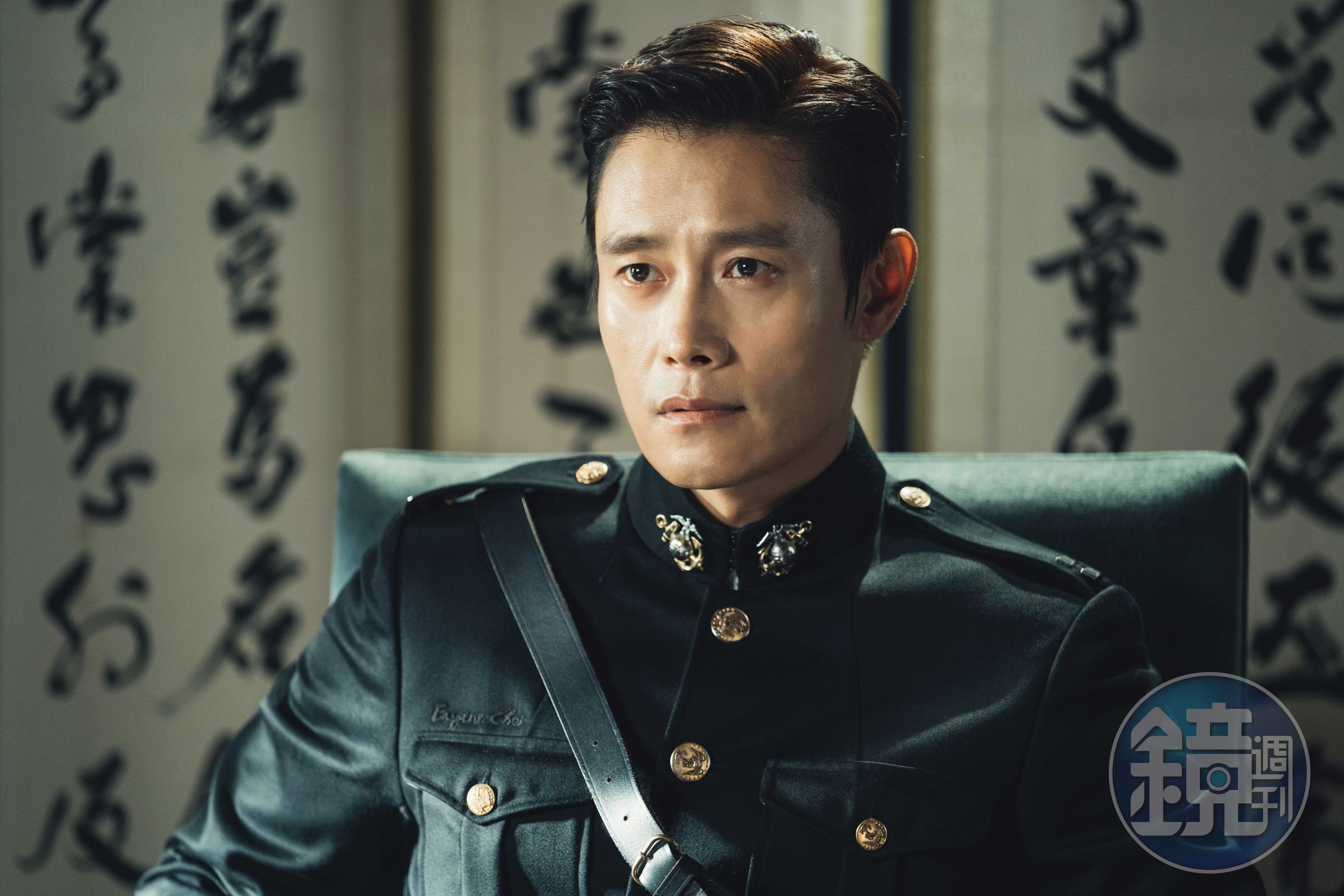 李秉憲在《陽光先生》中演繹一個美國軍官的不怒而威。（Netflix提供）