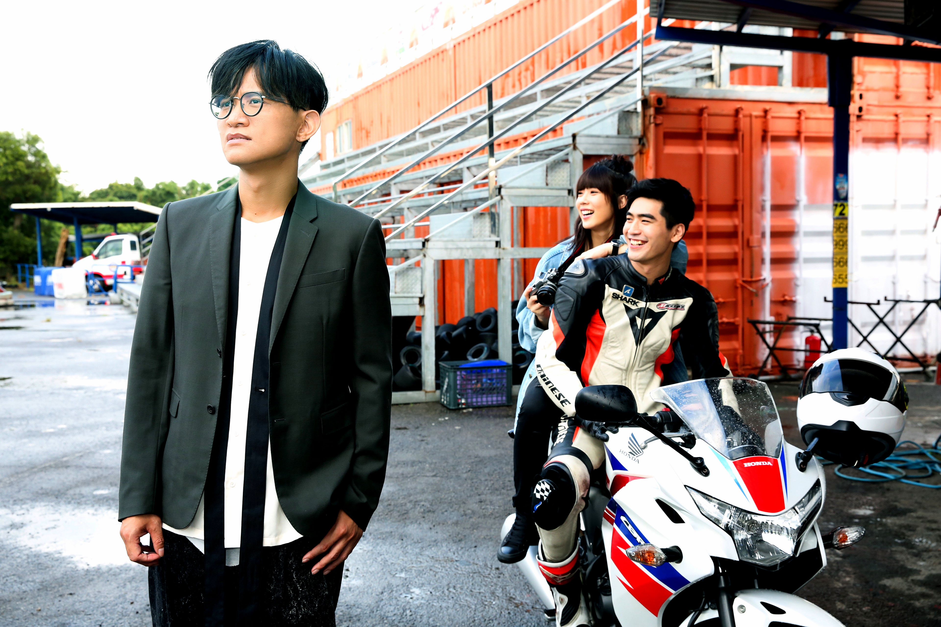 卓義峯等了10年再推新專輯，穿透力十足的嗓音更有故事性。（豐華提供）