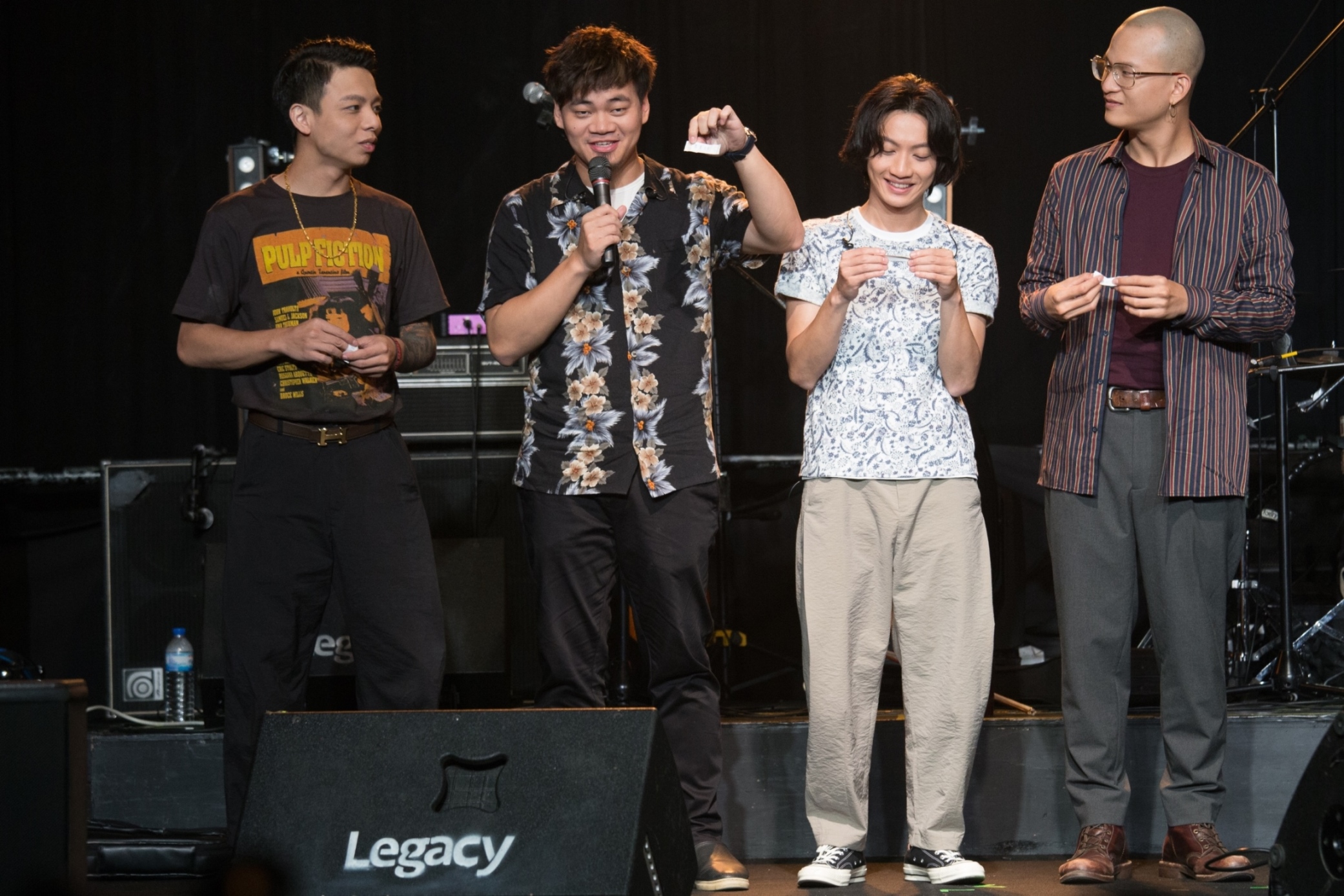 Legacy獻上「積極樂觀，感恩惜福」幸運餅乾，預祝茄子蛋好運連連。（Legacy提供）