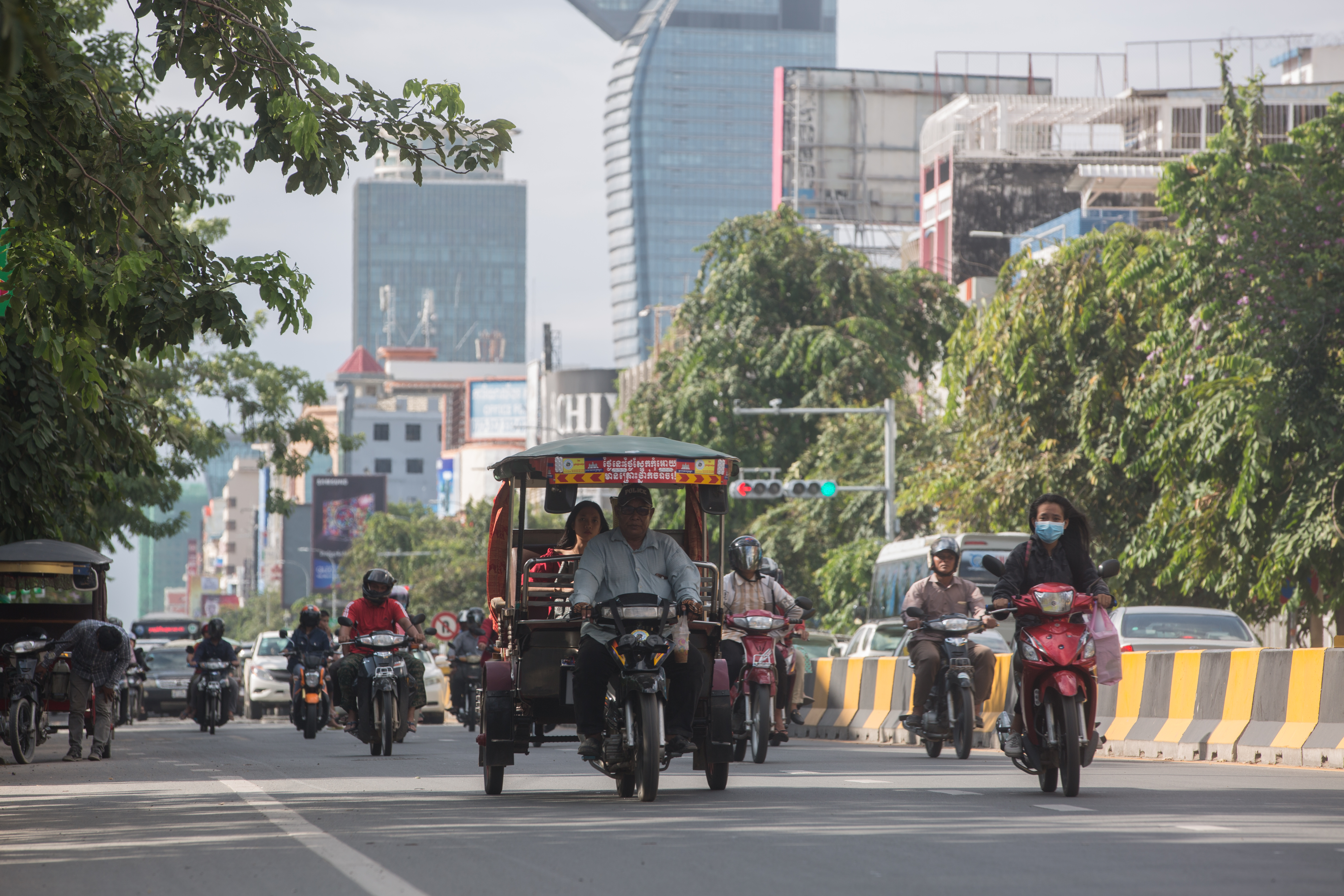 近年海外不動產夯，柬埔寨金邊就頗具發展潛力，吸引許多台灣人前往置產。