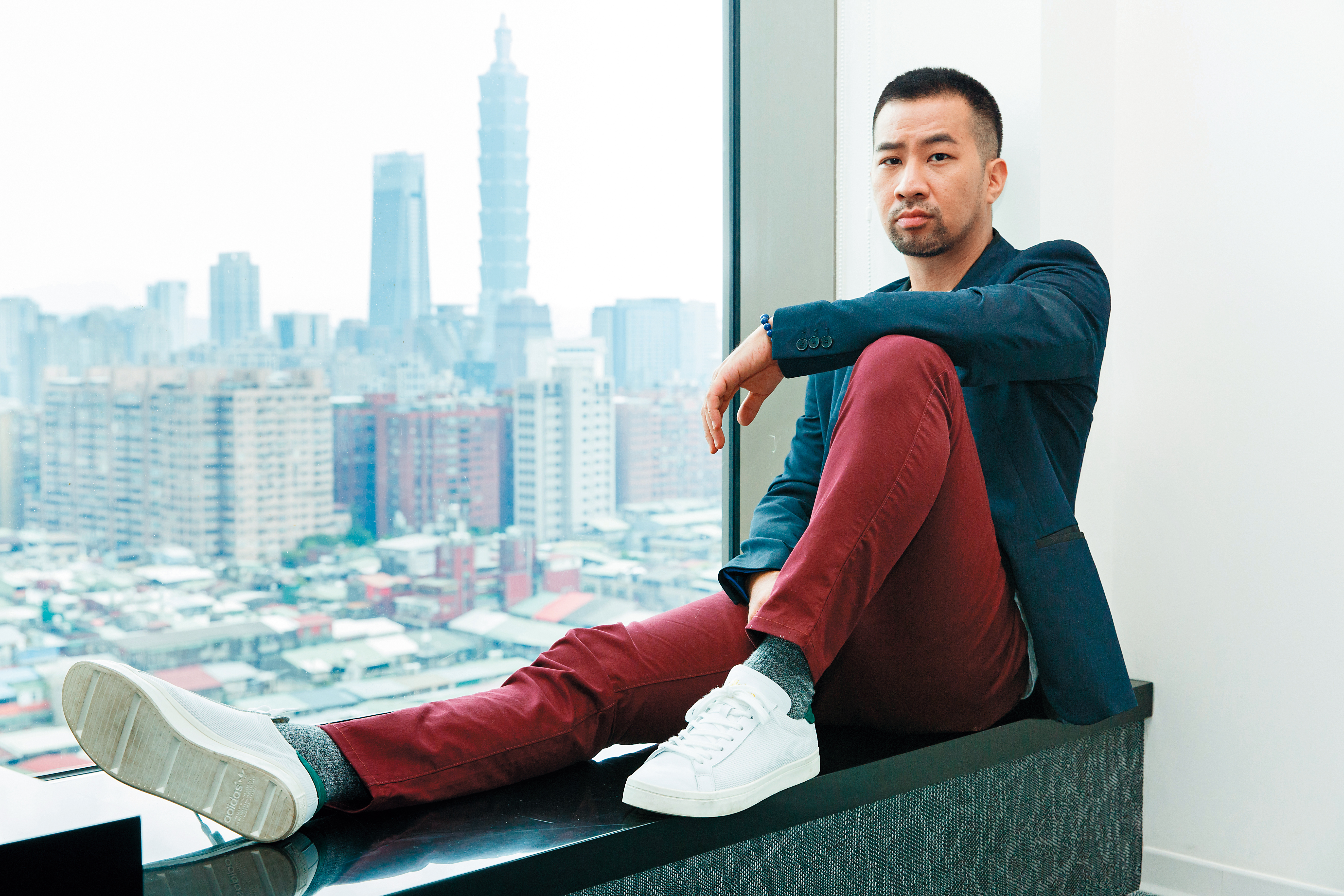 黃健瑋對表演追求完美，連他自己都認為自己龜毛難搞，也引起同劇演員怨言。