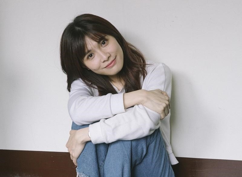 在台灣音樂劇圈已打開知名度的陳品伶，今年憑藉《焢肉，遇見你》入圍大邱國際音樂劇節最佳女主角。