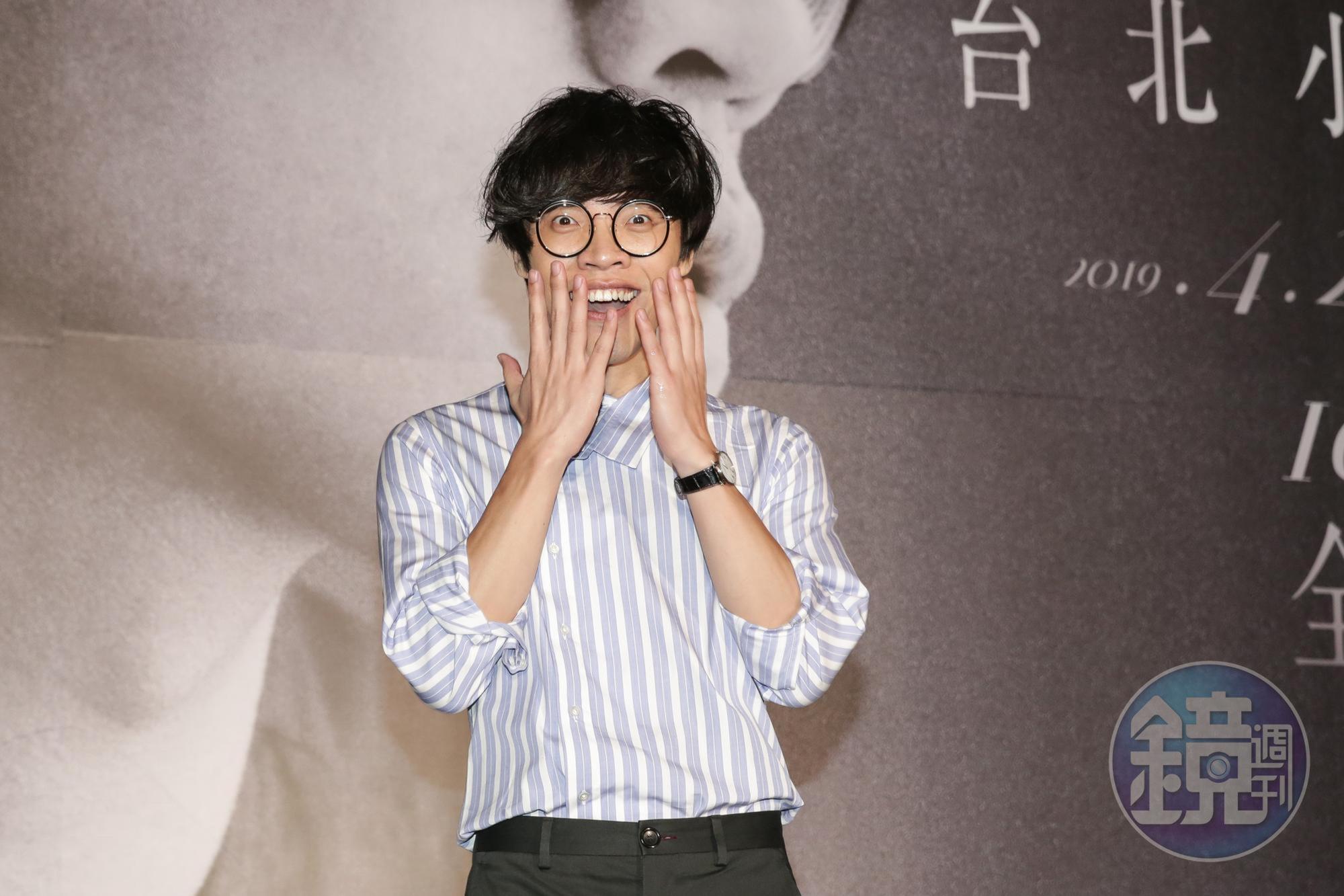 盧廣仲宣布將5度站上台北小巨蛋開唱,用4月27日舉辦的《大人中》演唱會紀念出道11年。
