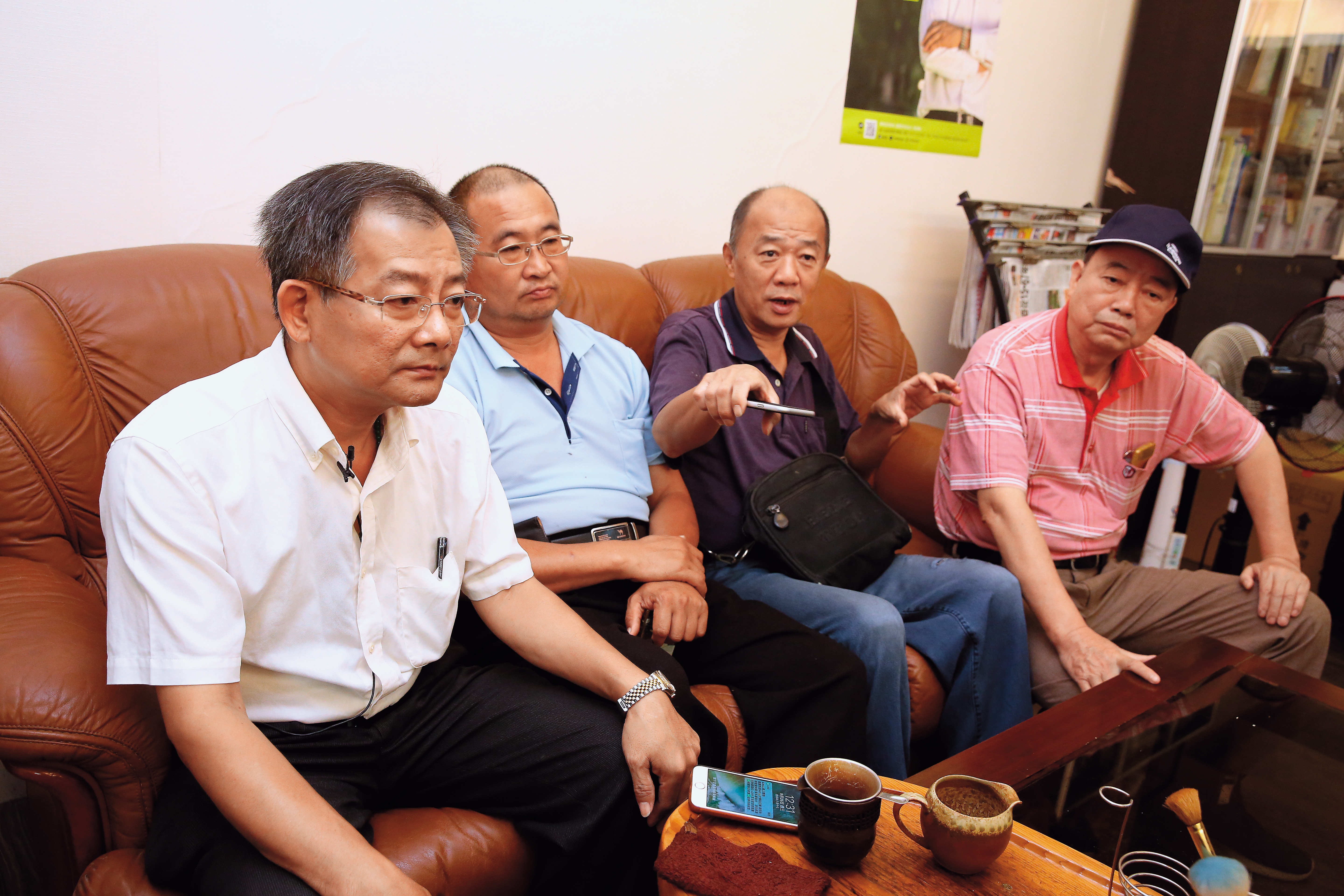 承做「北大安置宅」的包商聯袂指控工府營造不肯撥款,讓他們面臨倒閉危機。